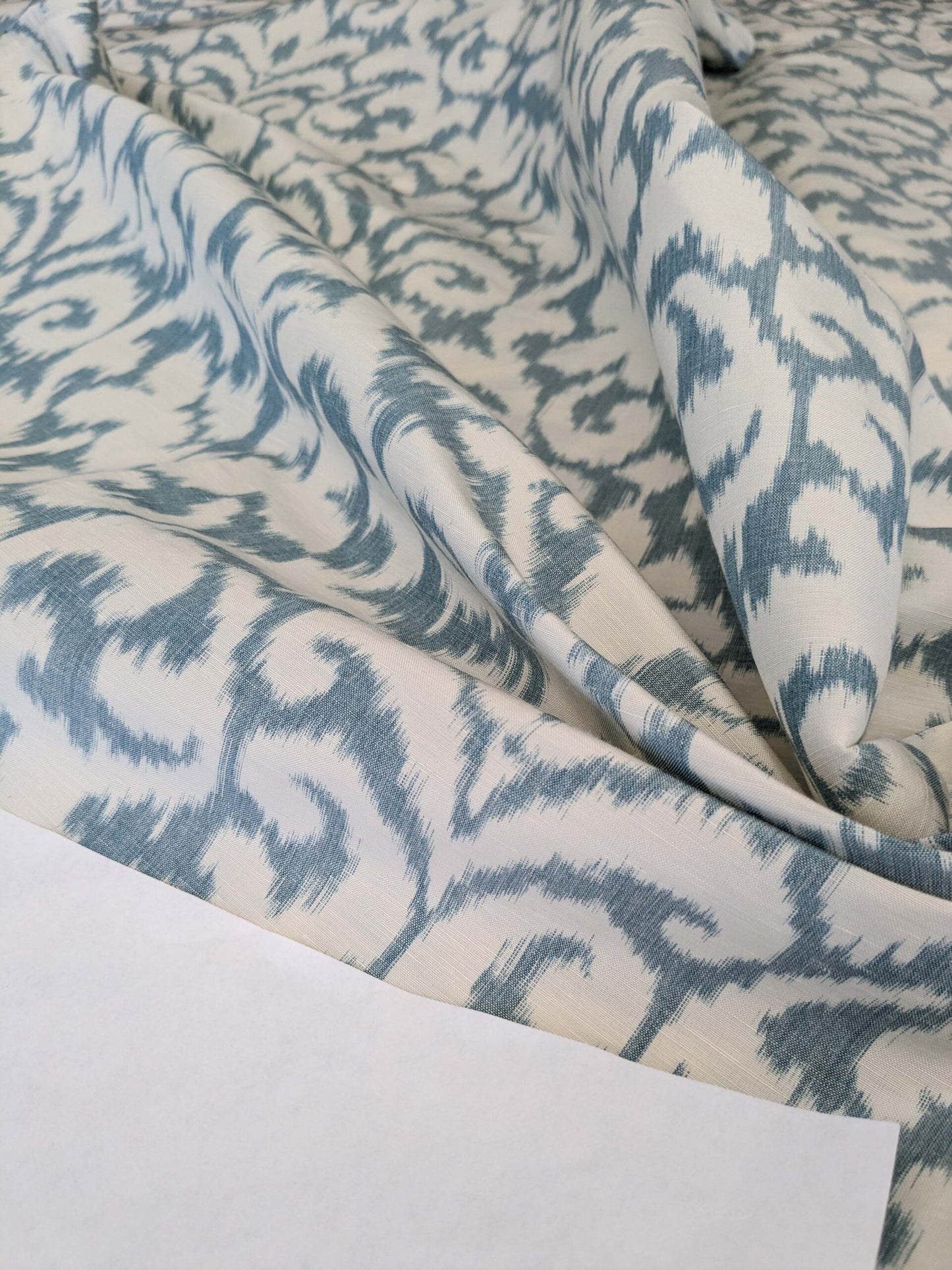 6 EV52 2.4y x 54"wide Scalamandre Hinson Swirl Blue White Silk Linen Damask Ikat Scroll MSRP USD 372/Y