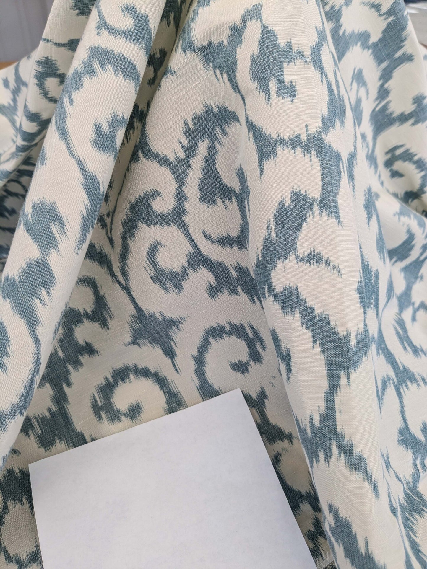 6 EV52 2.4y x 54"wide Scalamandre Hinson Swirl Blue White Silk Linen Damask Ikat Scroll MSRP USD 372/Y