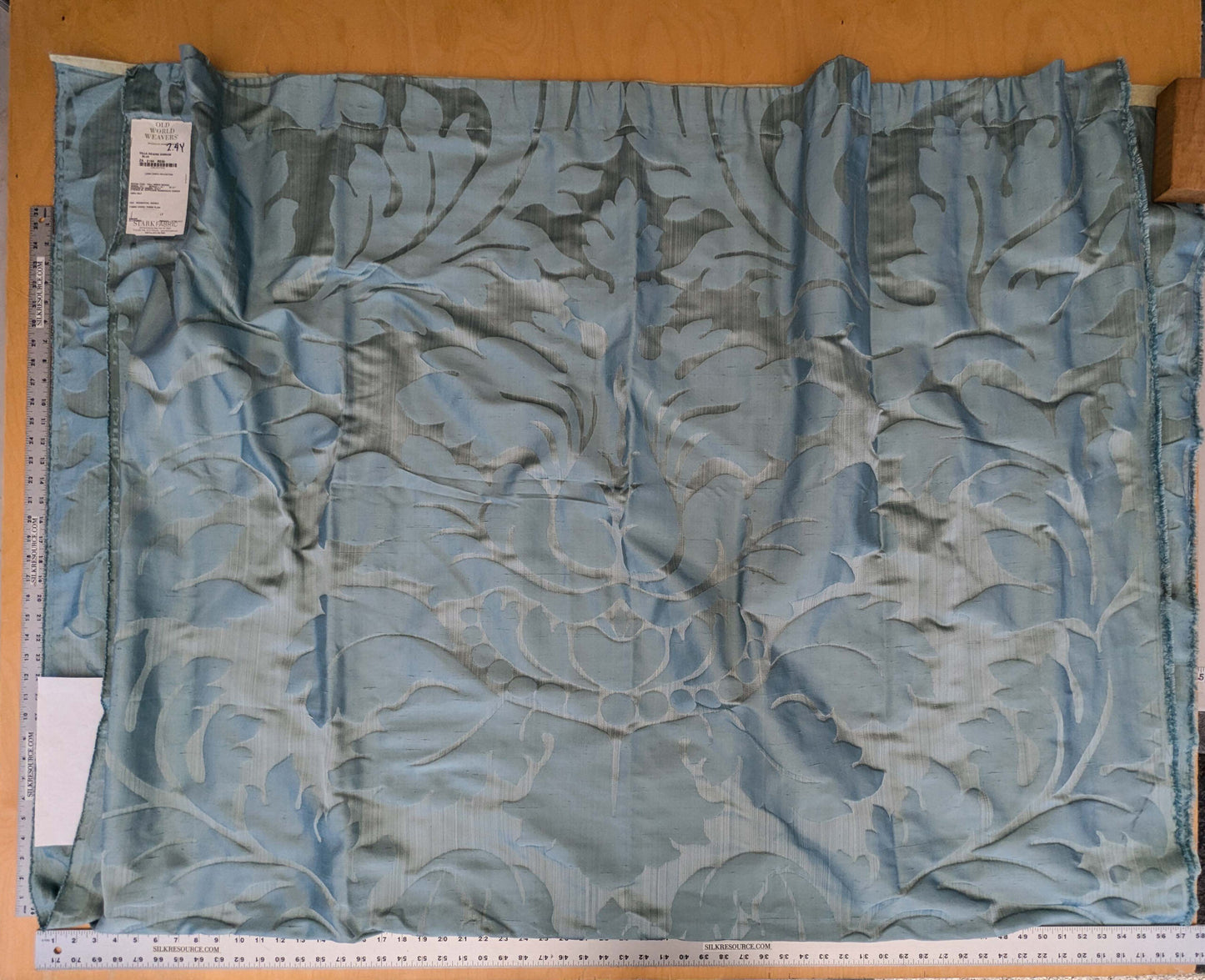 9 EV52 2.4y x 57"wide Scalamandre Old World Weavers Villa Regina Damask Blue 100% Silk Renaissance MSRP USD500+