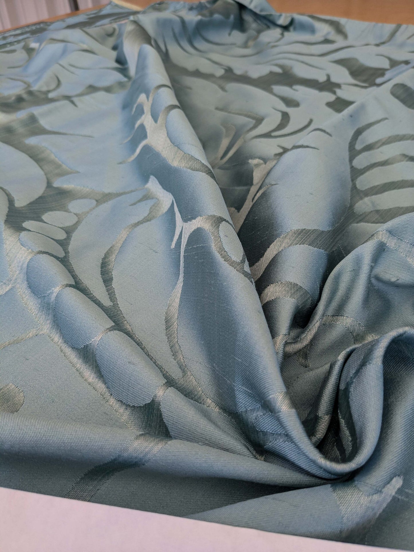 9 EV52 2.4y x 57"wide Scalamandre Old World Weavers Villa Regina Damask Blue 100% Silk Renaissance MSRP USD500+