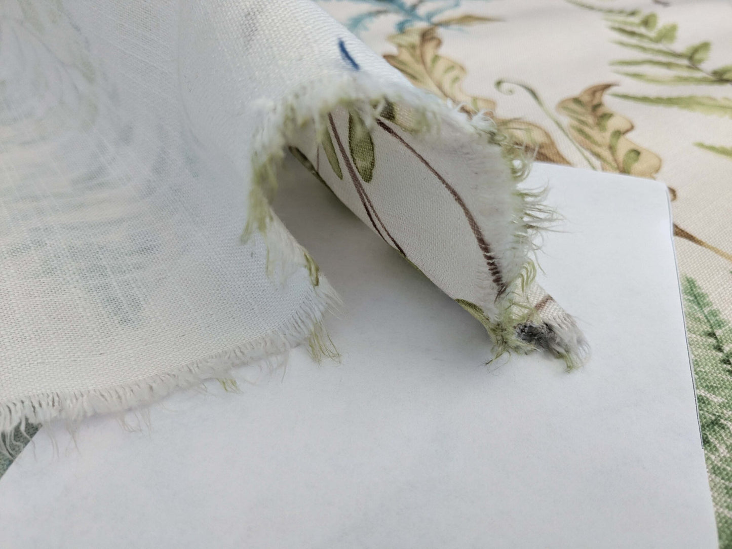 10 EV52 2.4y x 57"wide Scalamandre Old World Weavers Wethersfield Fern Spring White Polyester Floral Print