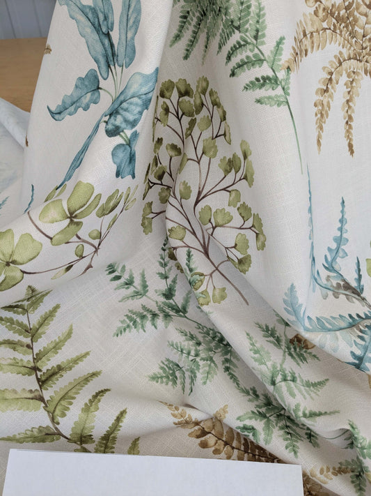 10 EV52 2.4y x 57"wide Scalamandre Old World Weavers Wethersfield Fern Spring White Polyester Floral Print