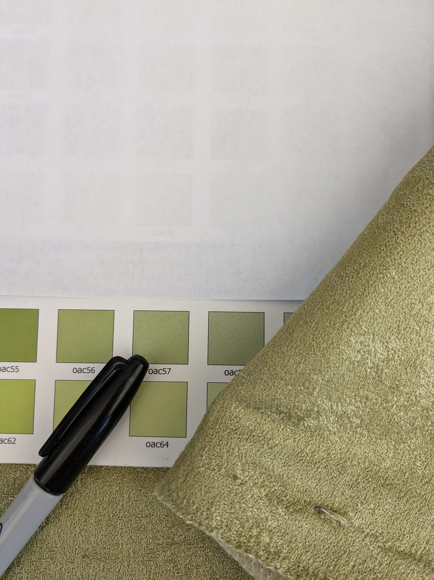 11 EV53 26"x 27" Square Scalamandre Old World Weavers Villa Regina Texture Pistachio Green Silk Viscose Solid  MSRP USD500+/y