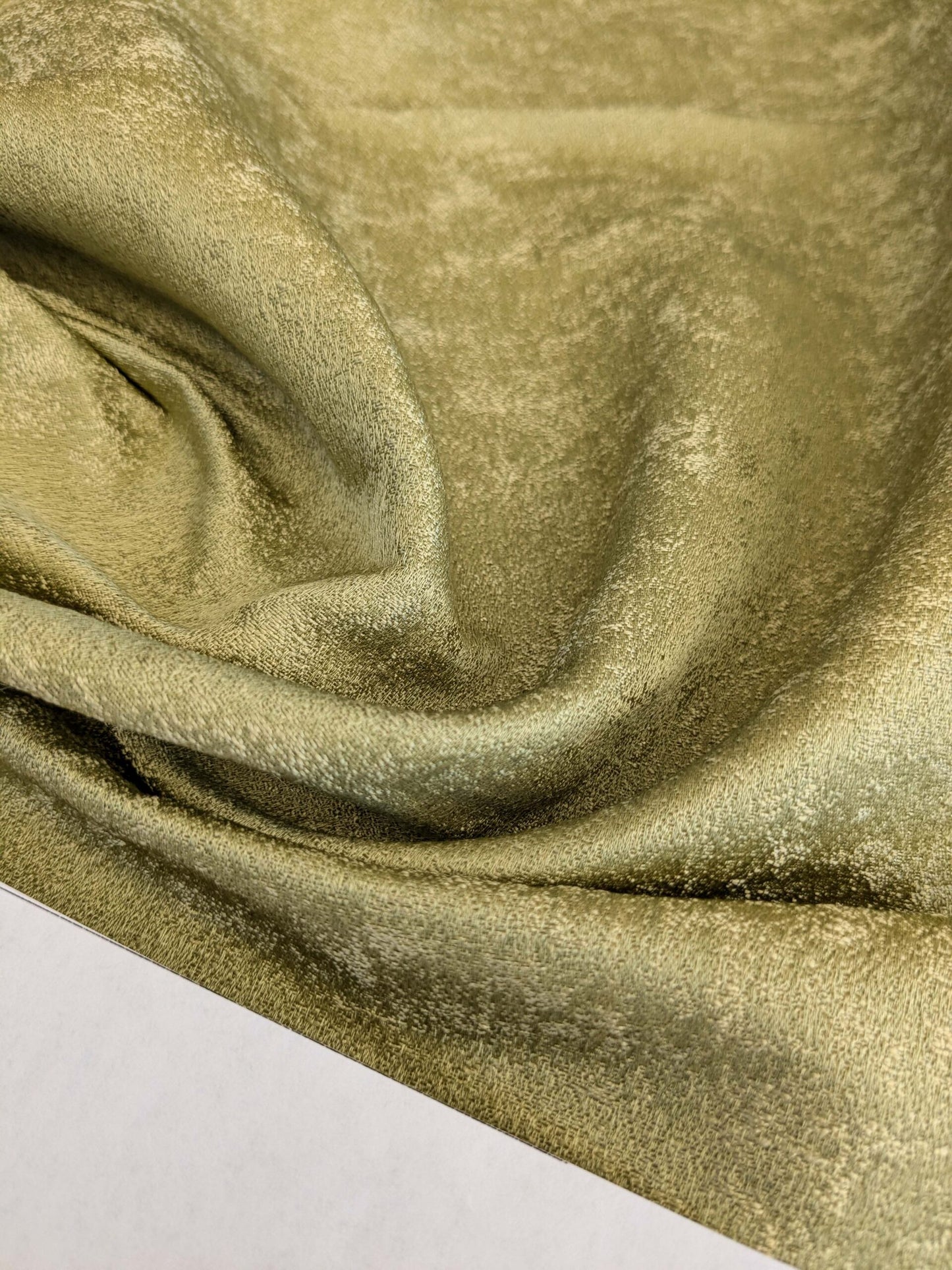11 EV53 26"x 27" Square Scalamandre Old World Weavers Villa Regina Texture Pistachio Green Silk Viscose Solid  MSRP USD500+/y