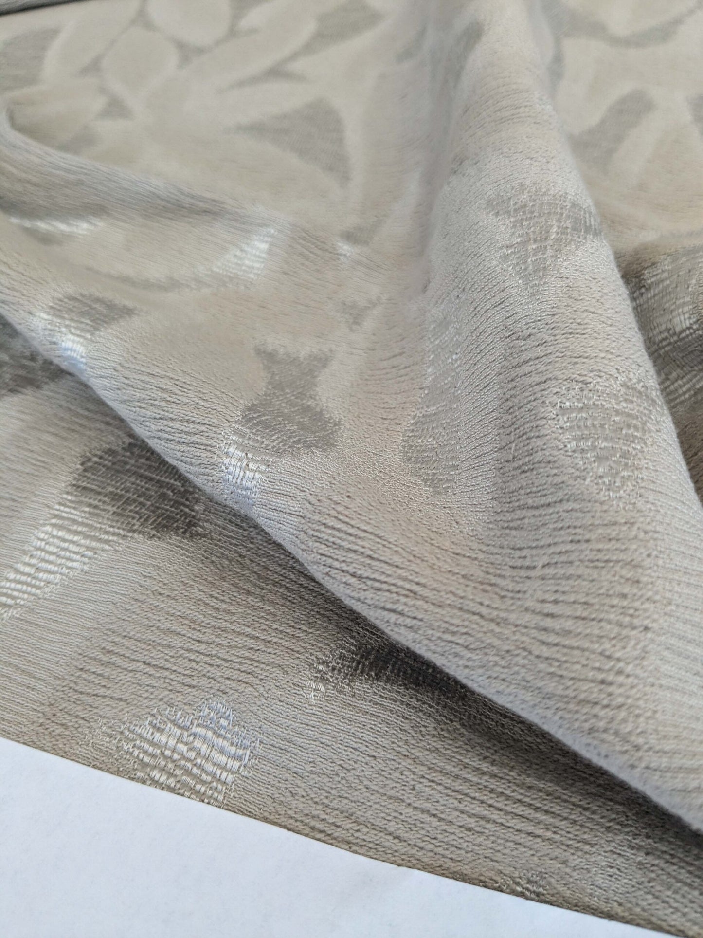 25 EV53 Square Scalamandre Christian Fischbacher Sunset Park Sand Light Gray Botanical Foliage MSRP USD350+