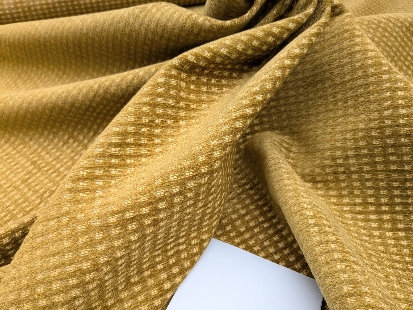 Lee Jofa Glenhurst Chenille "gilt" Gold Dotted Bty MSRP USD 276/Y