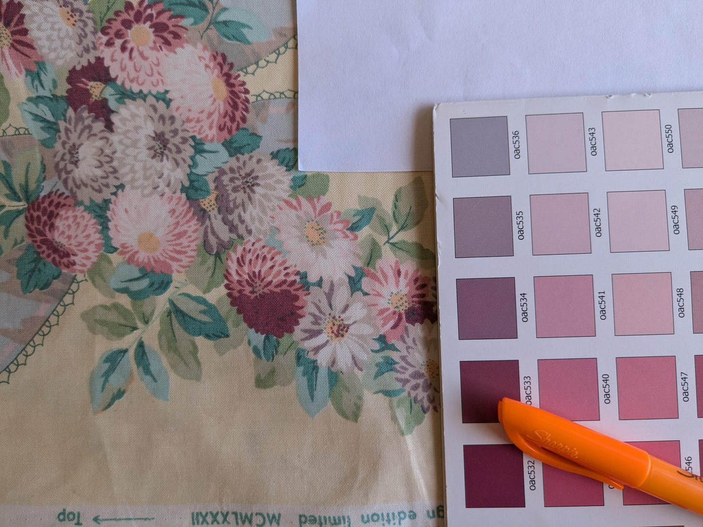 Scalamandre Old World Weavers Montpelier Chintz with Border Ecru Salmon Pink on Pale Butter Rose Garland and Ribbons Elizabeth British Chintz