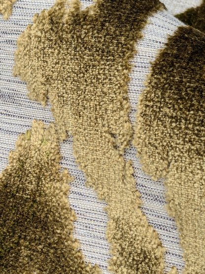 Scalamandre Varala Chartreuse Green Cut Velvet Silky Rose Garland Medallion Romantism Heavy Duty MSRP USD 280/y