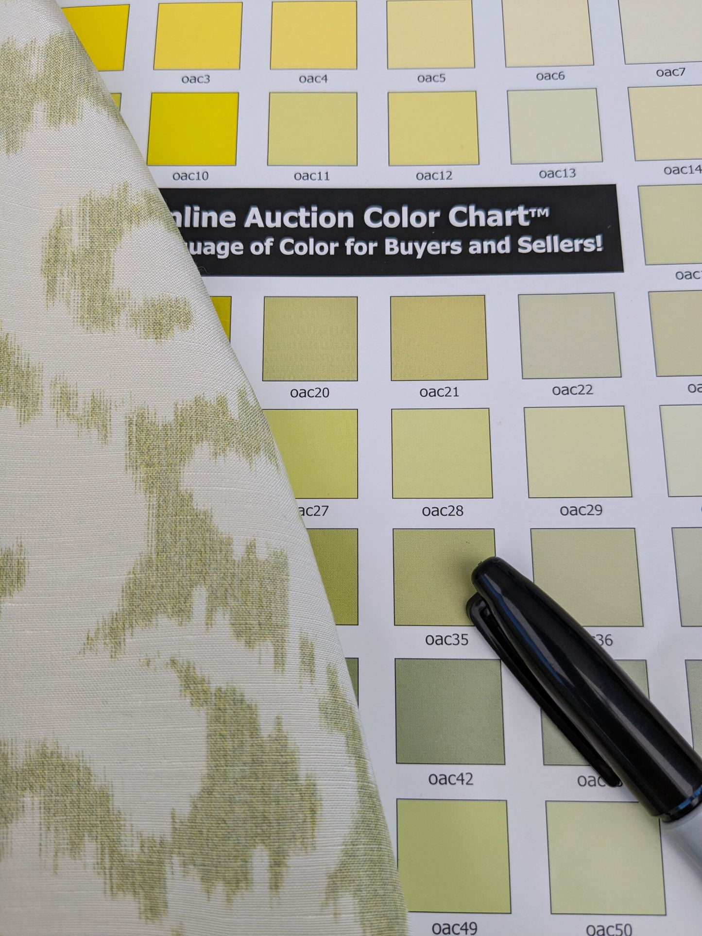 Scalamandre Swirl Green White Scroll Damask Ikat Linen Silk MSRP USD 372/y