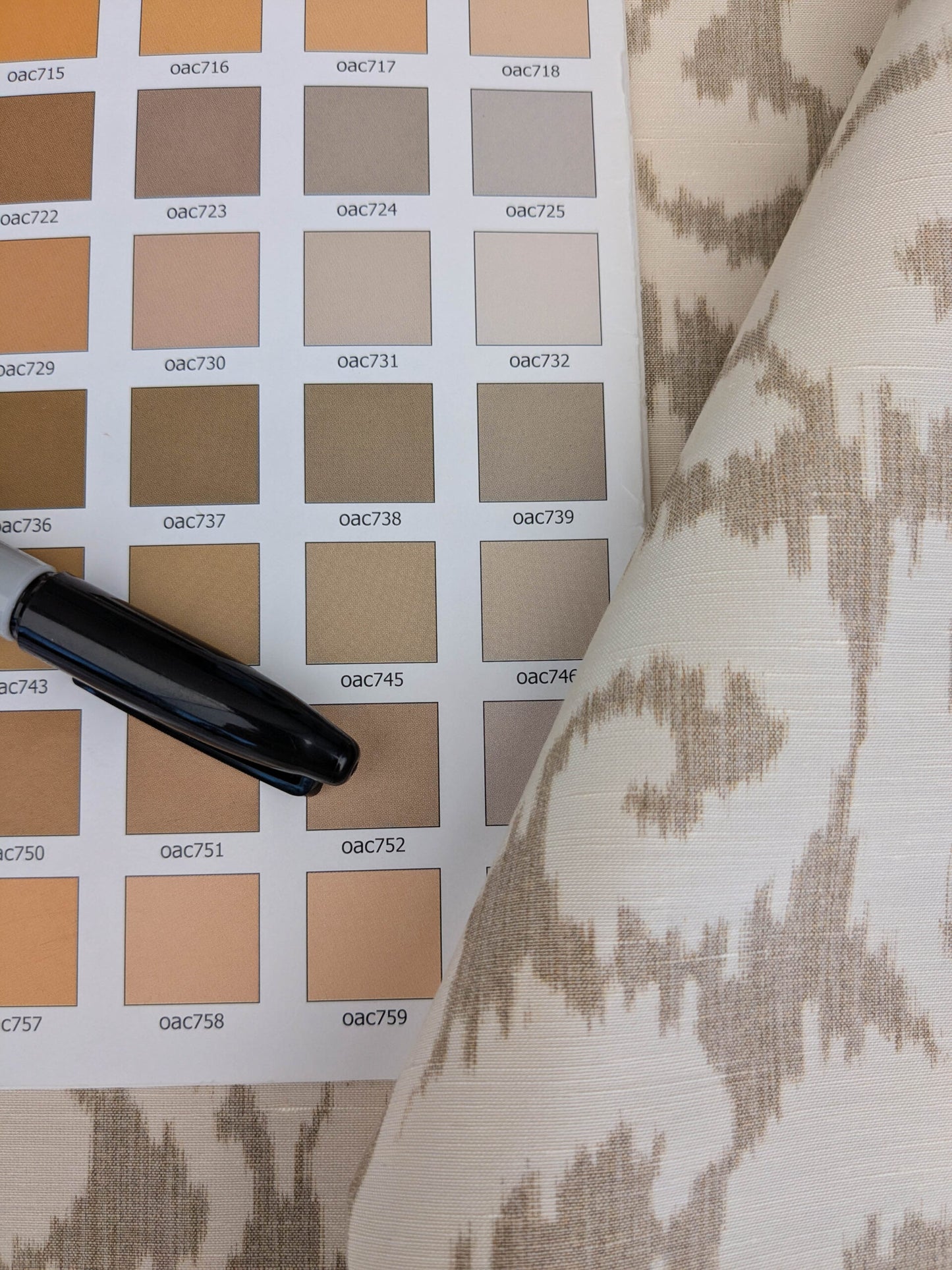 Scalamandre Swirl Beige  White Scroll Damask Ikat Linen Silk MSRP USD 372/y