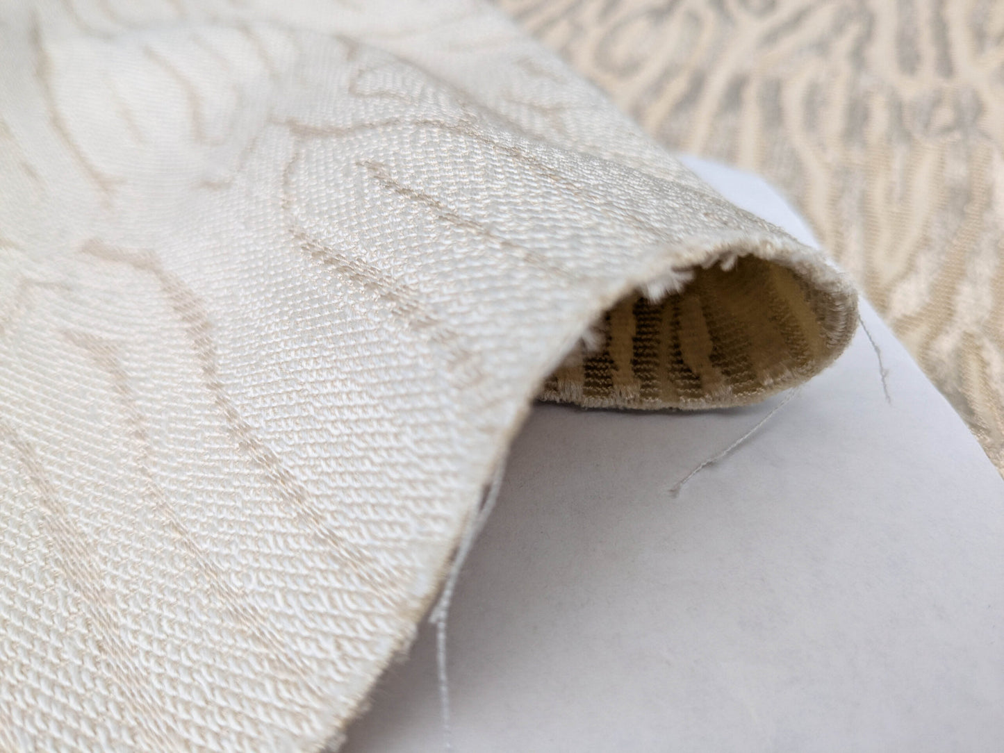 0.86 yards Scalamanre Faux Bois Velvet Sand Beige Abstract MSRP USD480/y