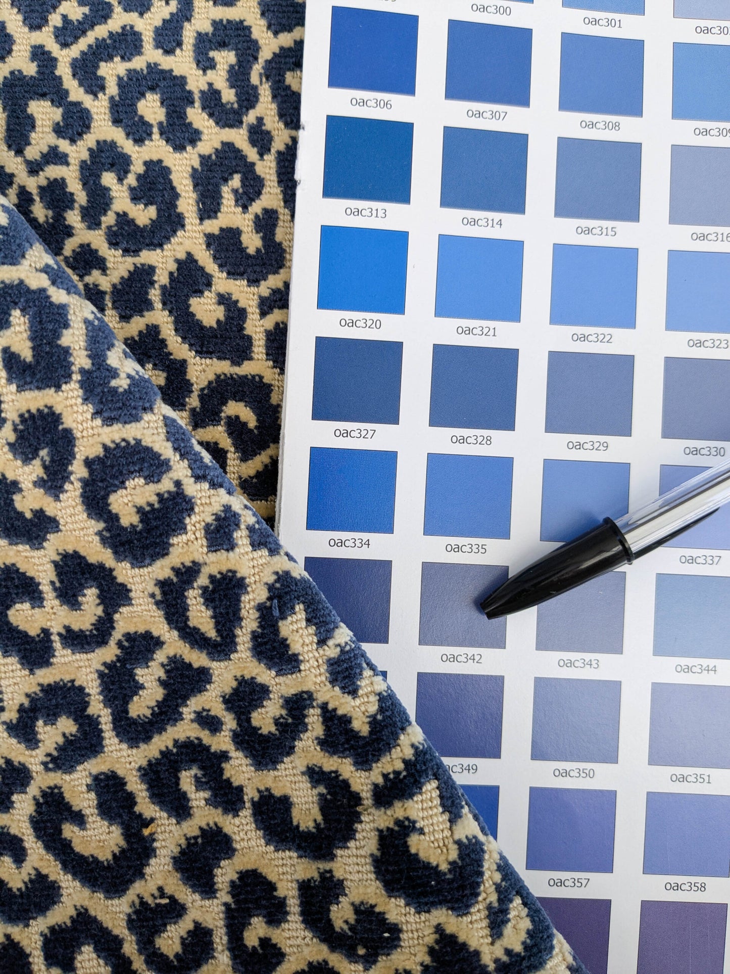 1.4Y Scalamandre Panthera Velvet Indigo Blue Beige Panther Leopard Skin Cotton MSRP USD 395/Y