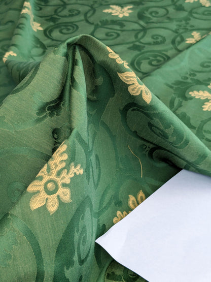 By yard Scalamandre Perugia Green Emerald Gold Damask Neoclassic Scroll Classic Medallion MSRP USD 156/y