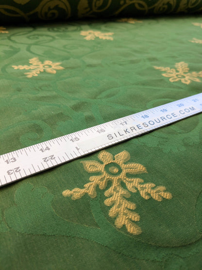 By yard Scalamandre Perugia Green Emerald Gold Damask Neoclassic Scroll Classic Medallion MSRP USD 156/y