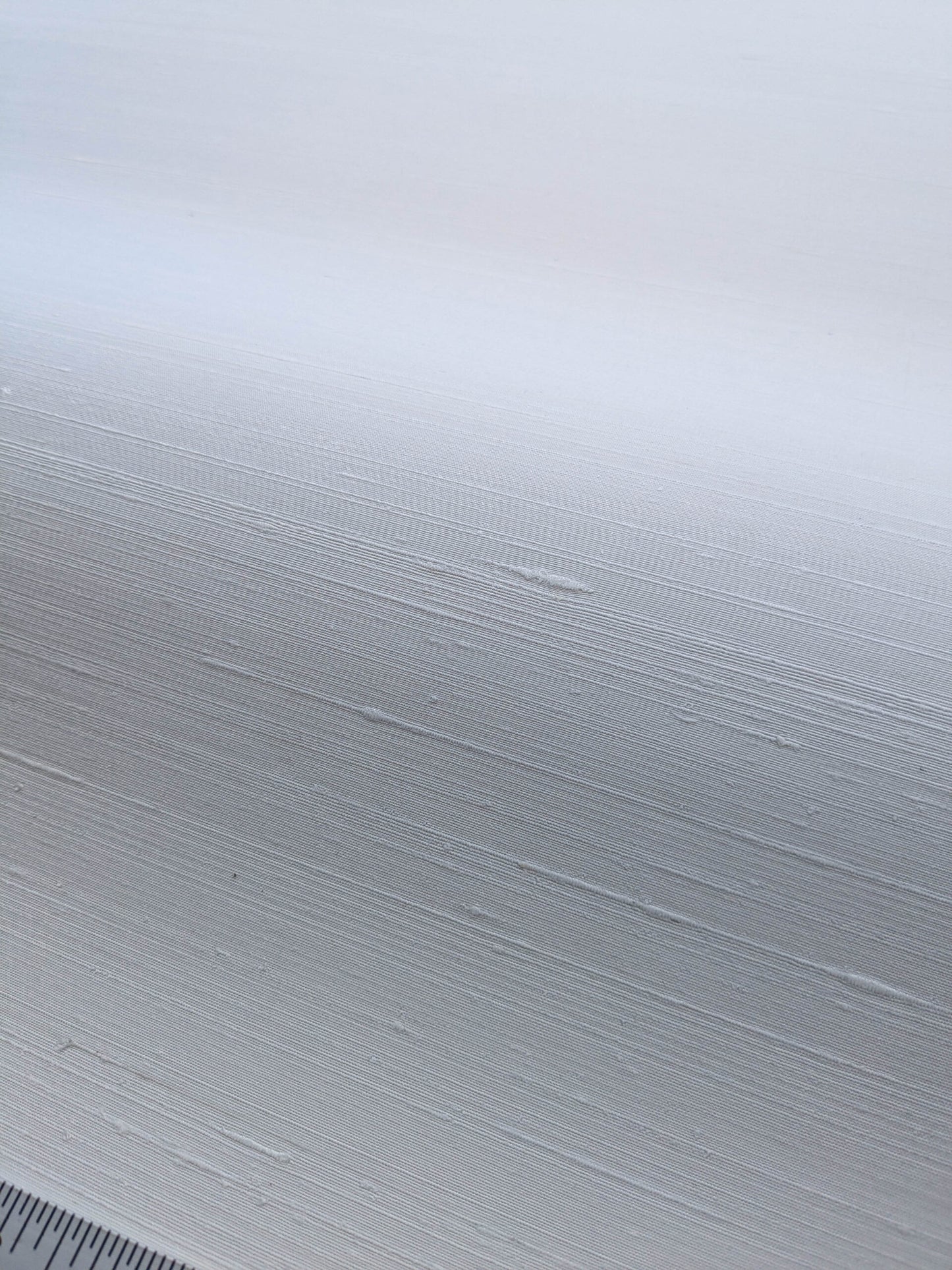 By yard Scalamandre Sagar Silk in Blanc Divine Silk Wallcovering in White Radiance from Netherland