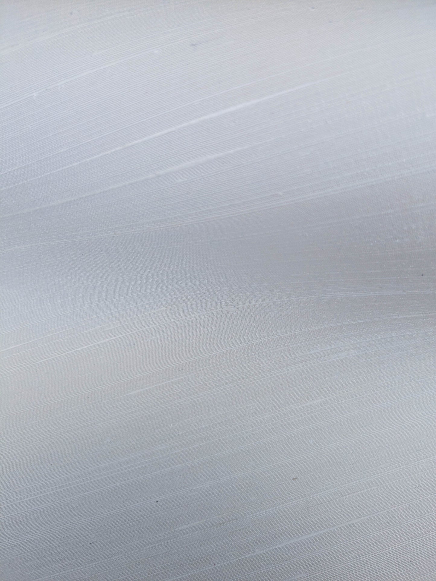 By yard Scalamandre Sagar Silk in Blanc Divine Silk Wallcovering in White Radiance from Netherland