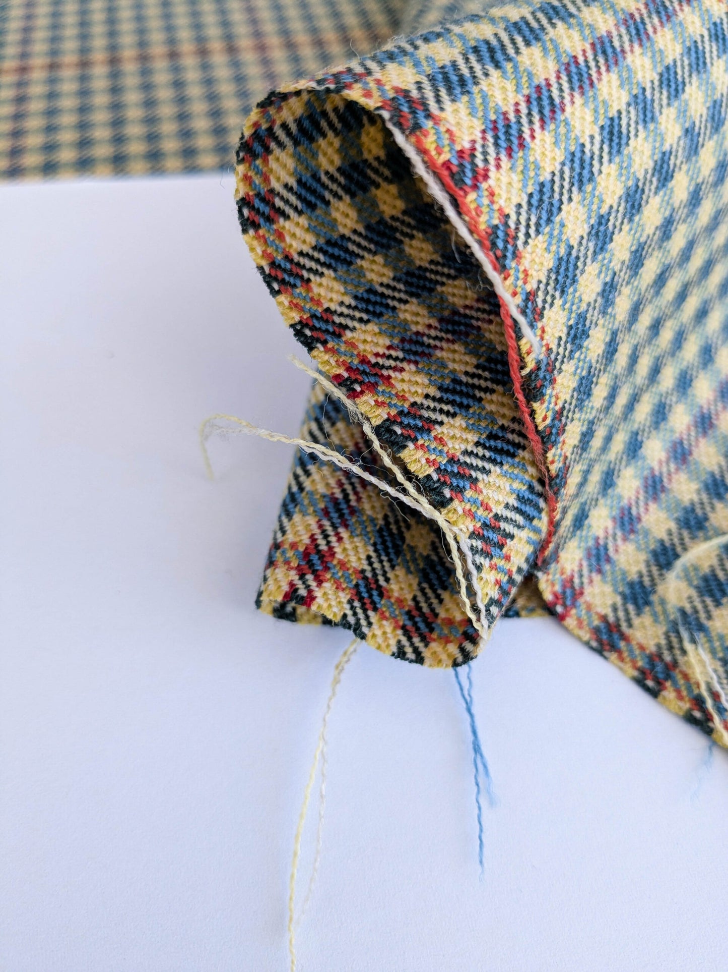 Scalamandre Glen Morar Tweed Scotland Multi Wool Plaid Check Blue Beige Red Small Scale MSRP USD260/y
