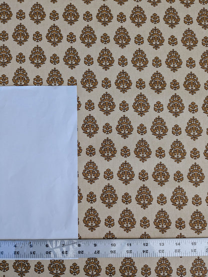 Scalamandre Oscar De La Renta Jaipur Crest Brown Earthy Gold Indian Linen Print with Border