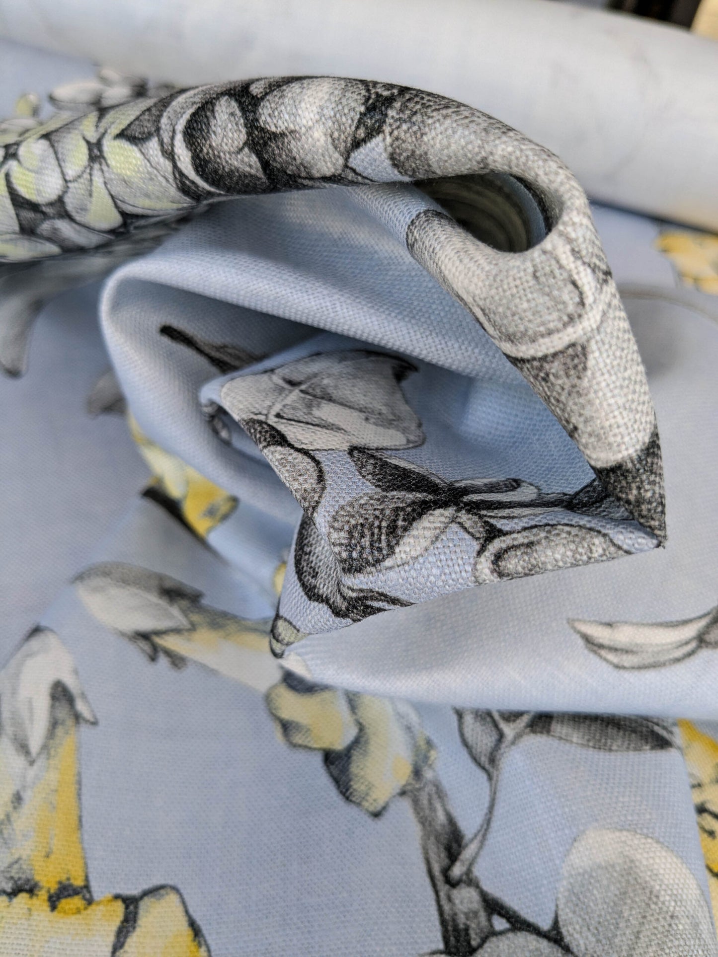 Scalamandre Merrimon in Light Blue Print Silky Linen Fragrant Summer lilac trumpet flower or jimsonweed MSRP USD 346/y