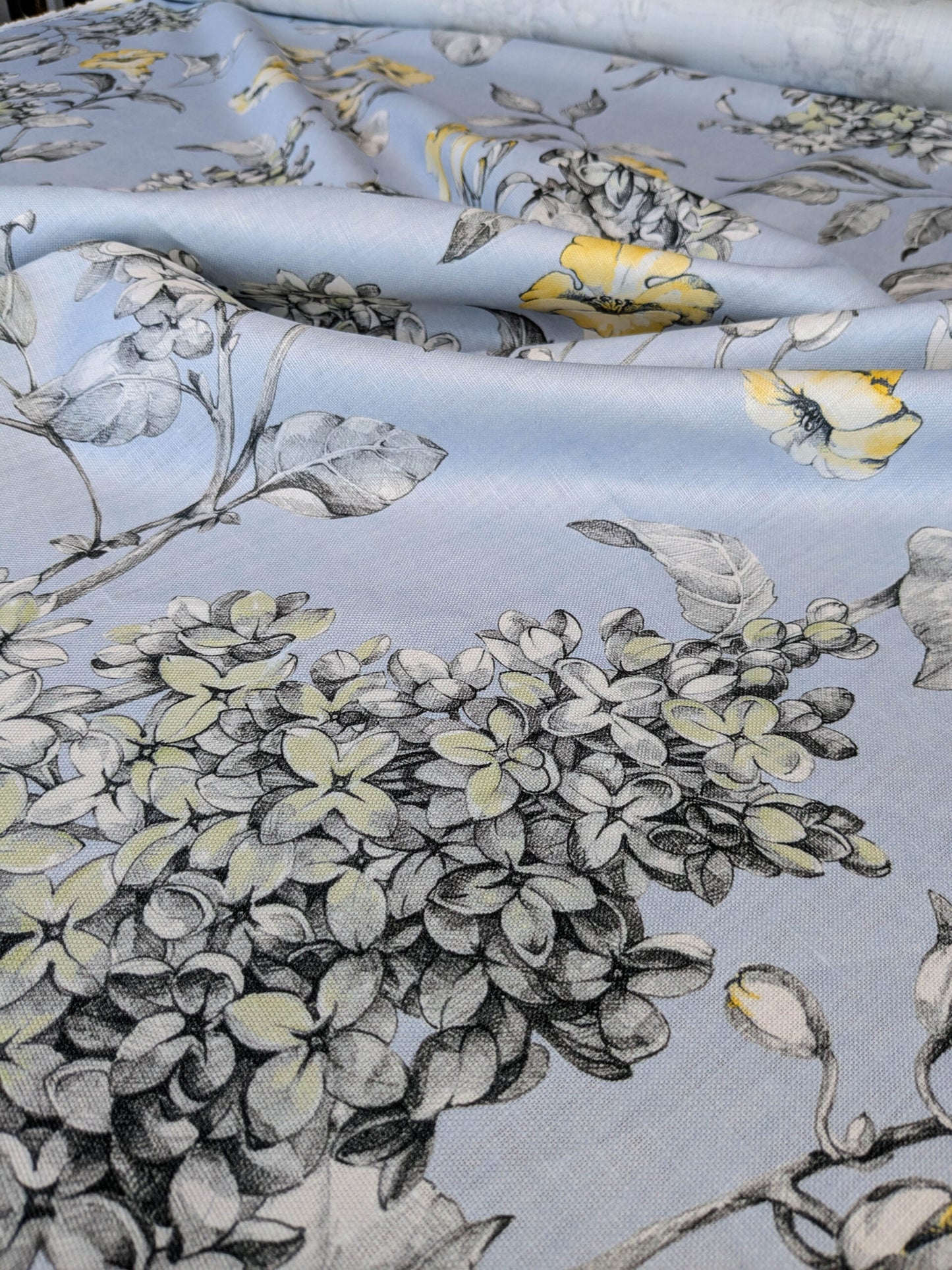 Scalamandre Merrimon in Light Blue Print Silky Linen Fragrant Summer lilac trumpet flower or jimsonweed MSRP USD 346/y