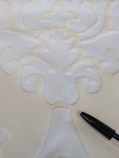 3 yards Scalamandre Fonthill Velours Savoie Cream White Cut Velvet 100% Cotton Old World Weavers MSRP USD 304/Y Minor Defect
