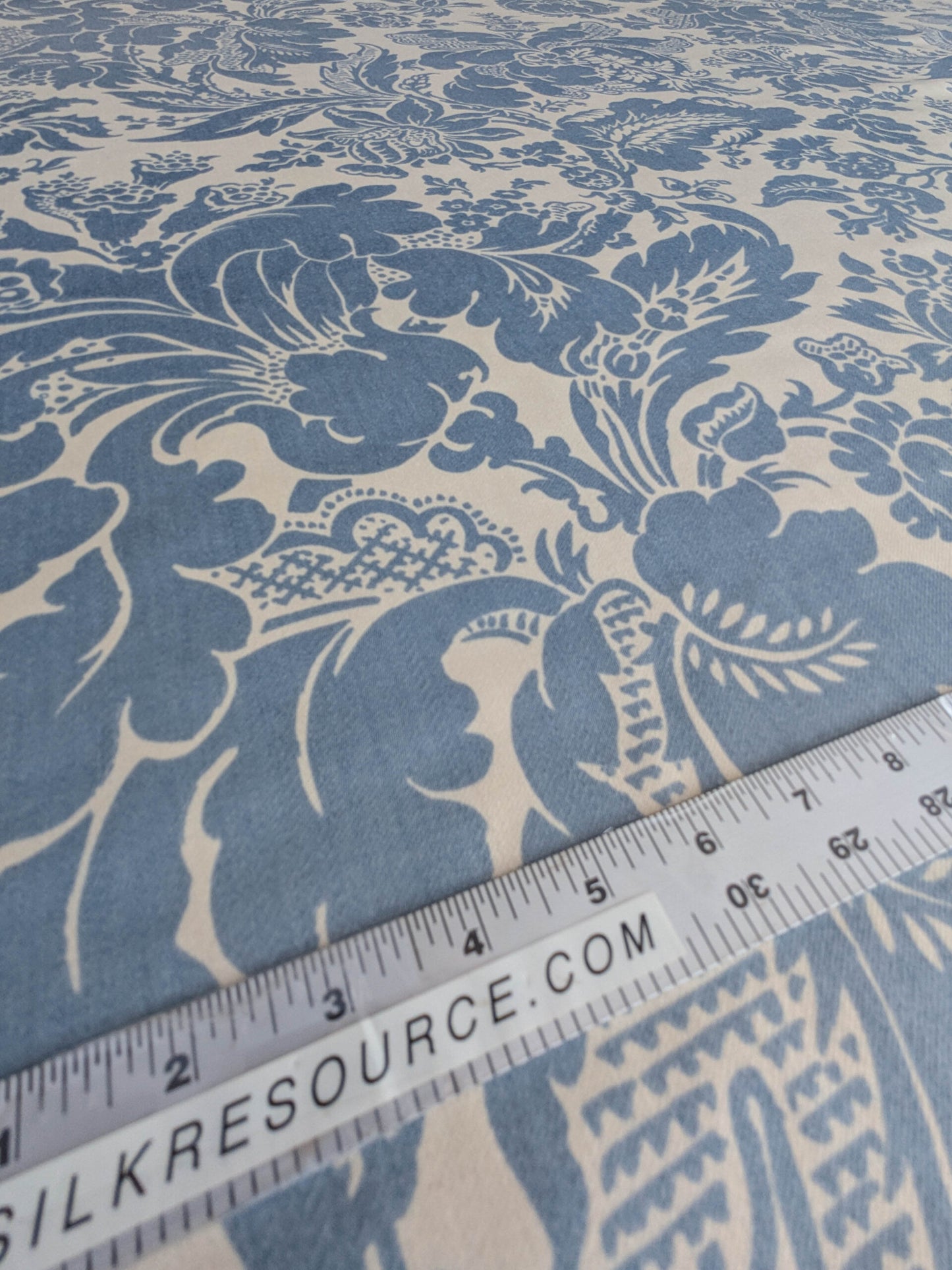 By yard Scalamandre Elizabeth Damask Print Eclipse Blue White Floral Large Scale Cotton Rayon MSRP USD420/y