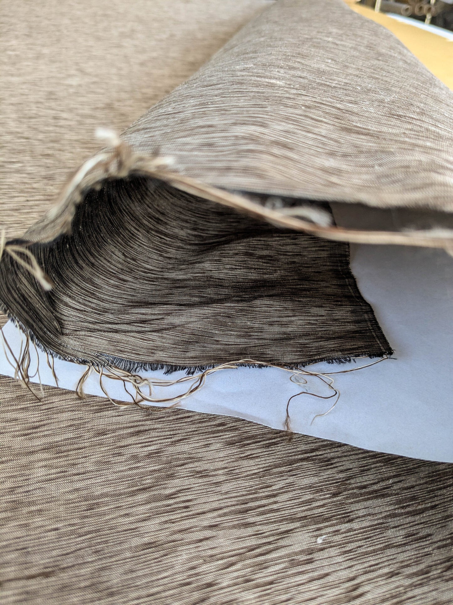 by yard Scalamandre Diffusion Taffeta Bronze Brown Iridescent Silk Taffeta Texture MSRP USD294/y