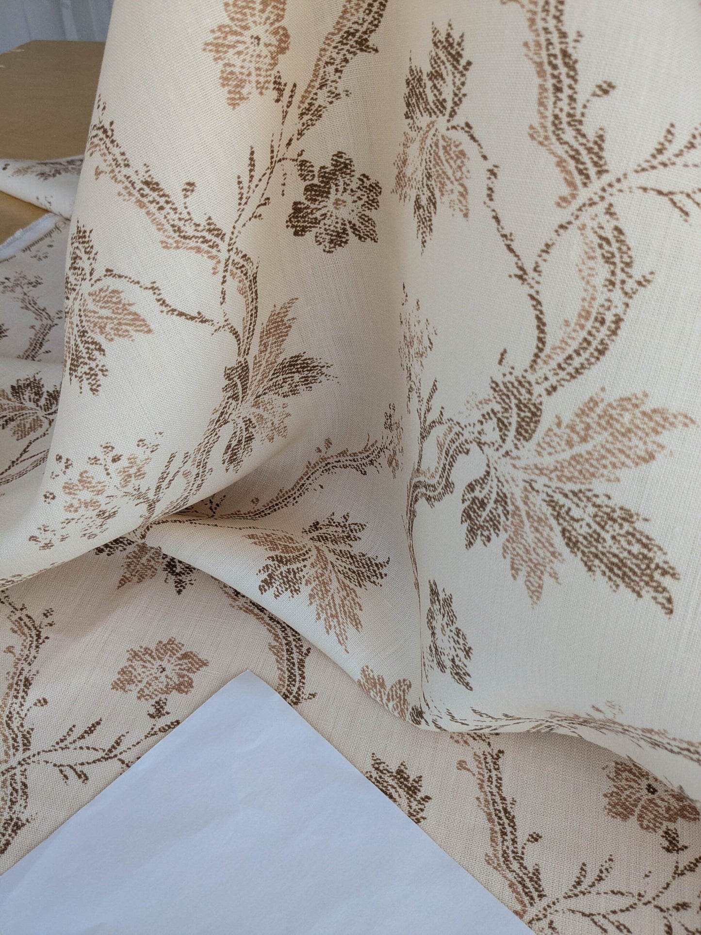 By yard Scalamandre Duden Lodge Neutral Brown Beige Botanical Floral Linen MSRP USD 198/y