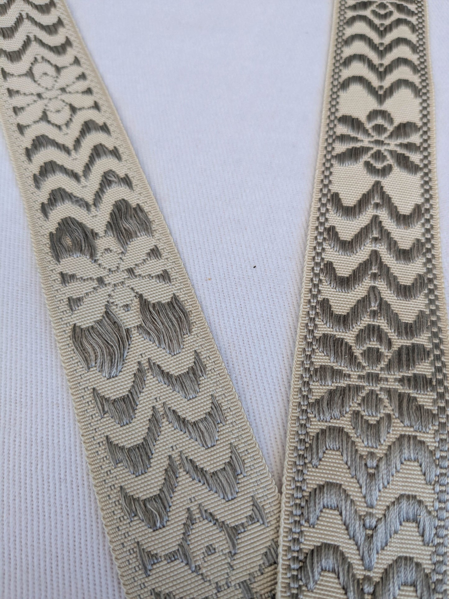 Scalamandre Trim Beauvais Silk Grey on Cream Botanical Foliage Medallion MSRP USD 98/y