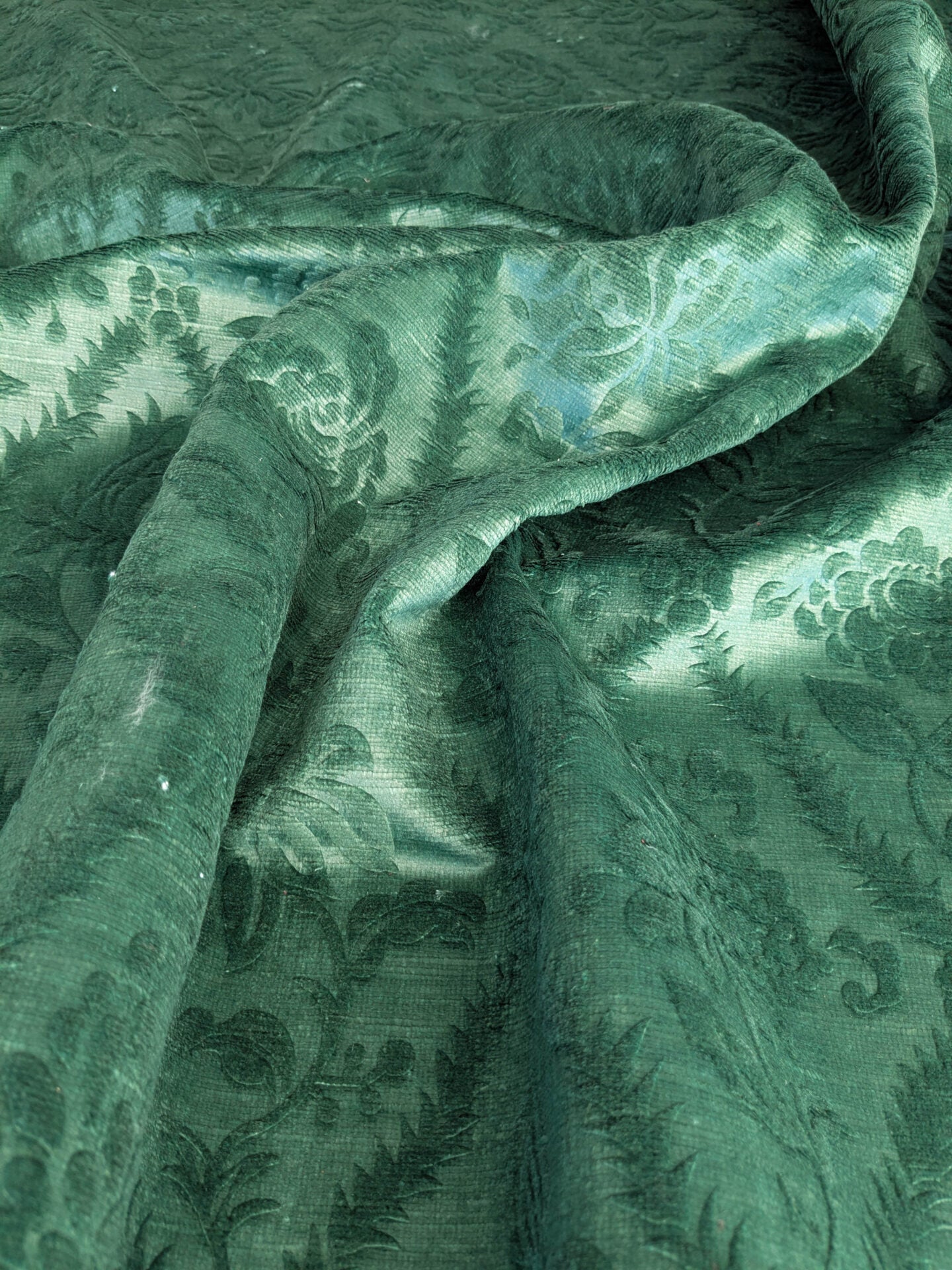 By yard Walled Garden Linen Velvet Gauffrage Renaissance Embossed Velvet Emerald Green MSRP USD 898/Y