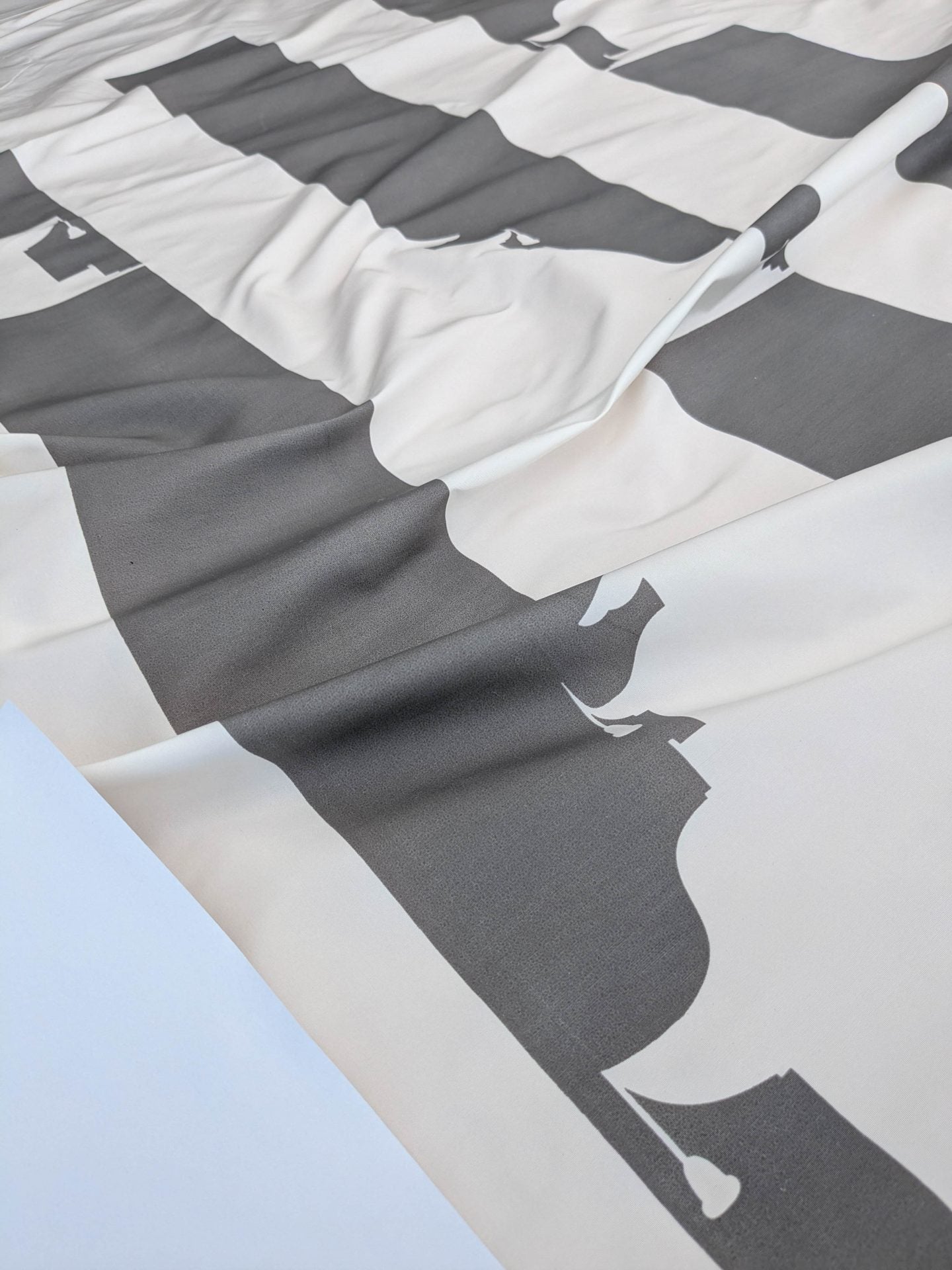 BY Yard Brunschwig &amp; Fils Charlotte Moss "Ting" Silk Taffeta Black White Pavilion Print