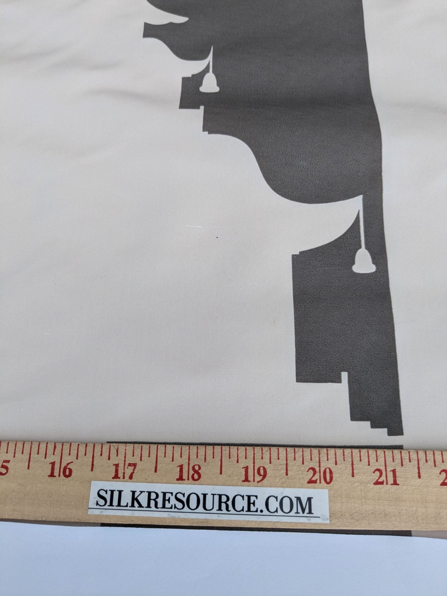 BY Yard Brunschwig &amp; Fils Charlotte Moss "Ting" Silk Taffeta Black White Pavilion Print