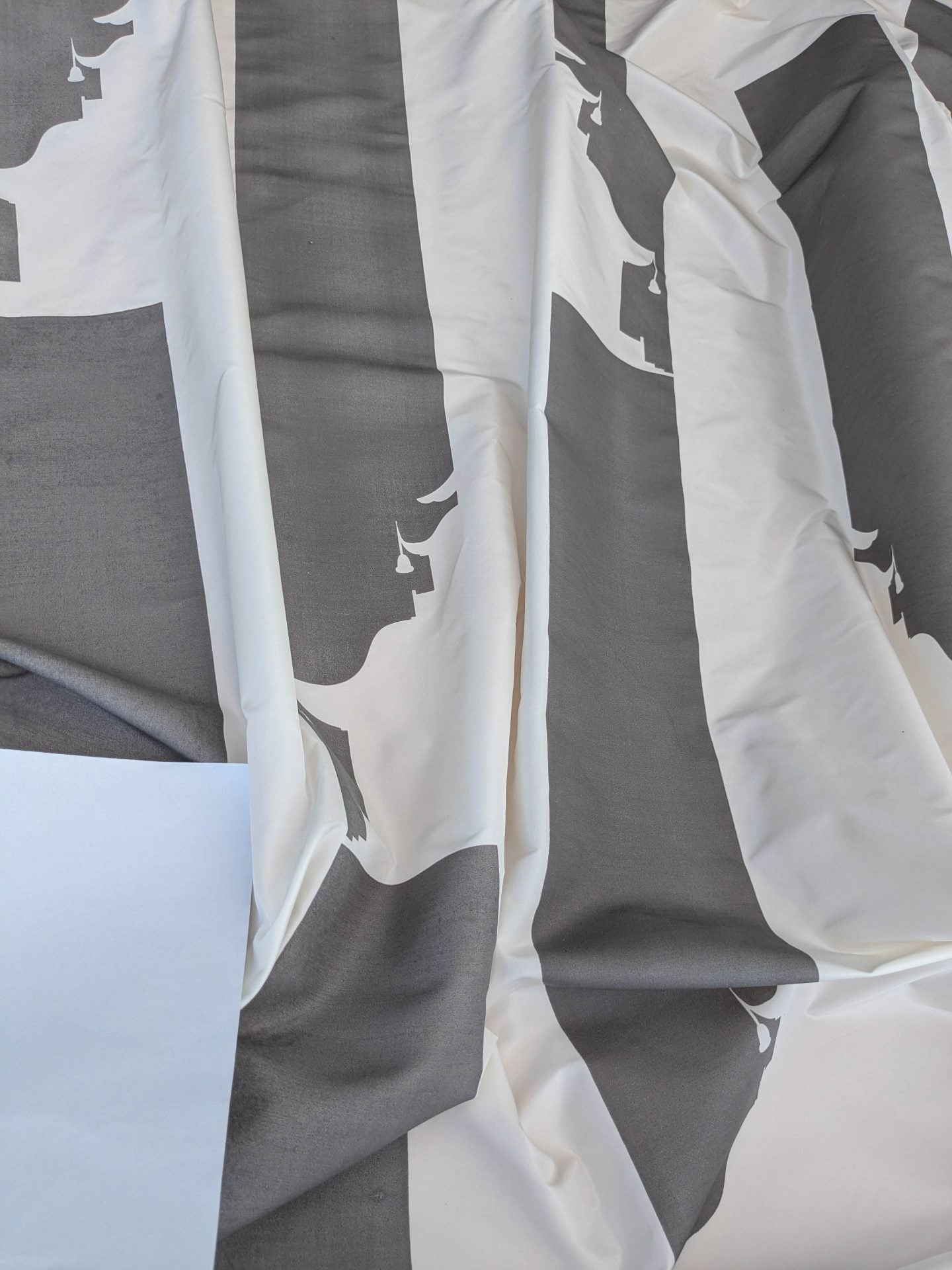 BY Yard Brunschwig &amp; Fils Charlotte Moss "Ting" Silk Taffeta Black White Pavilion Print