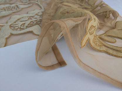 Scalamandre Sikandra Crewel Sheer Ivory Multi Wool Hand Crewel Old World Weavers MSRP USD 770/Y width 39 inches (Narrow)