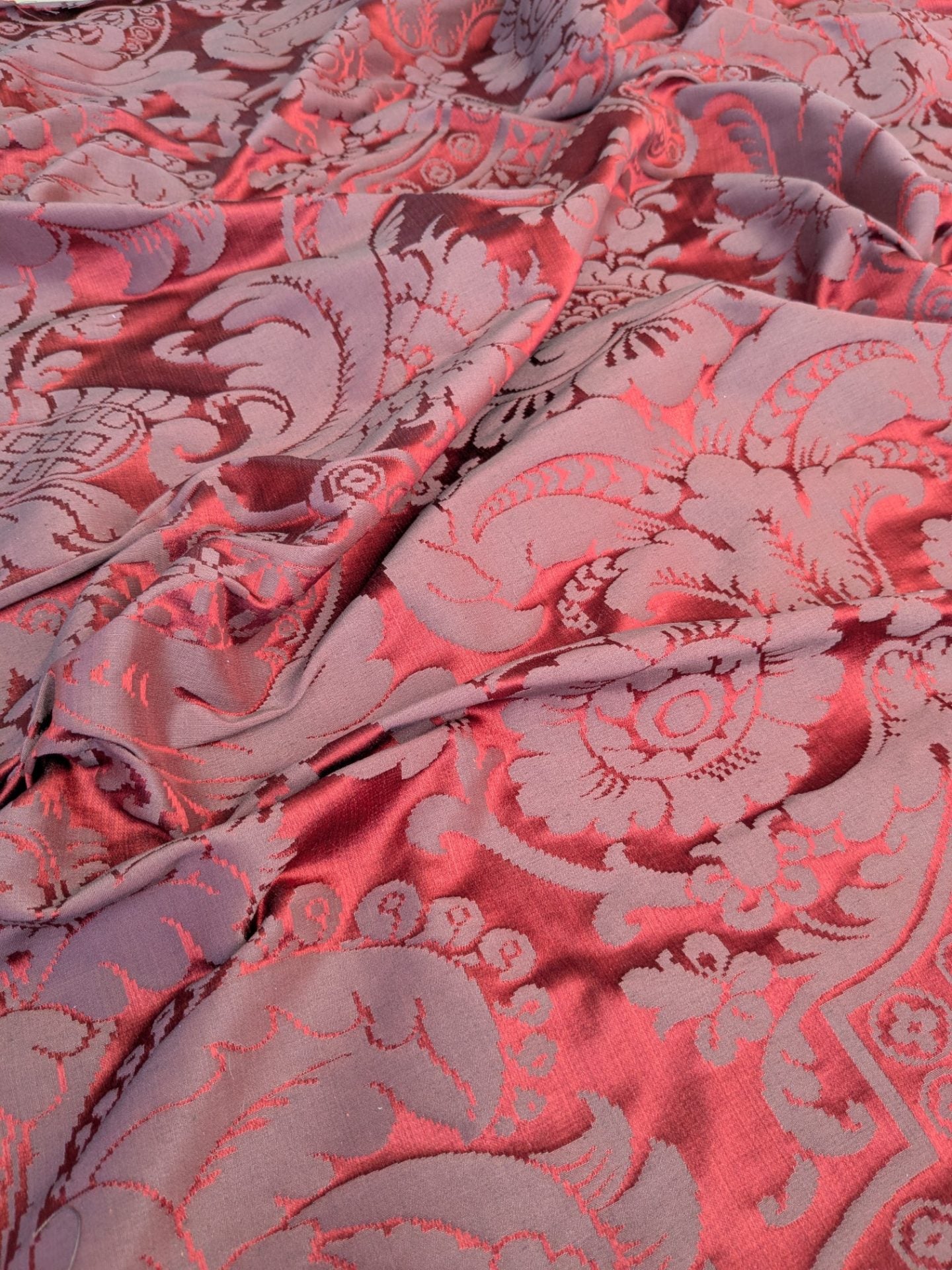 Scalamandre Murat Red Gold Orange Renaissance Old World Weavers Traditional Damask MSRP USD 310/y