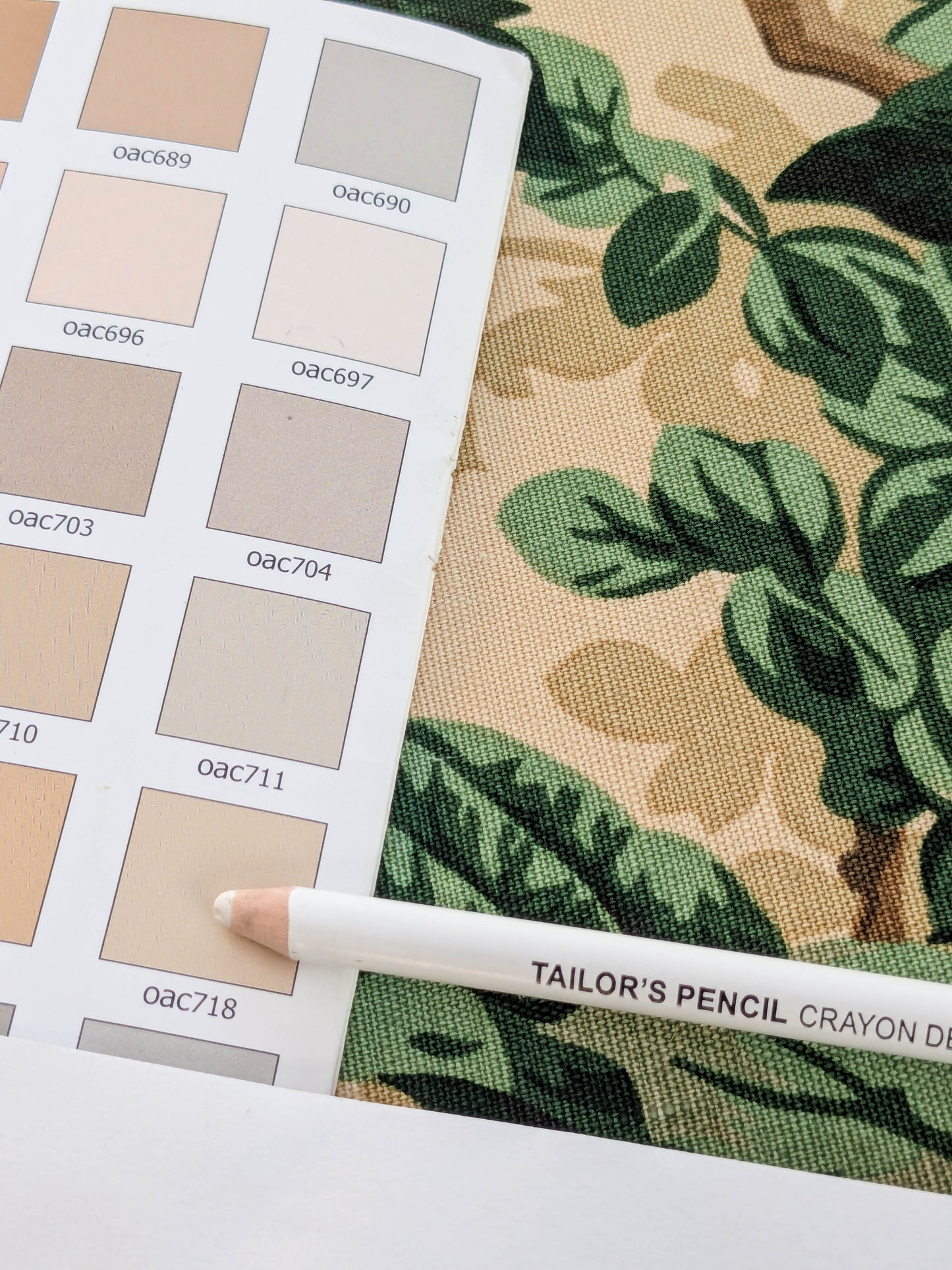 Historical Bella Flora Tropical Floral Chintz Linen Cotton Print Fabric- Pink on  Beige - By The Yard