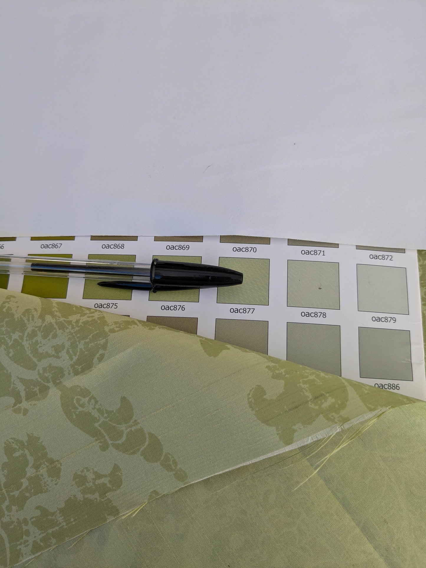 Windsor Castle Renaissance Resist Print Silk Damask - Light Green - By The Yard