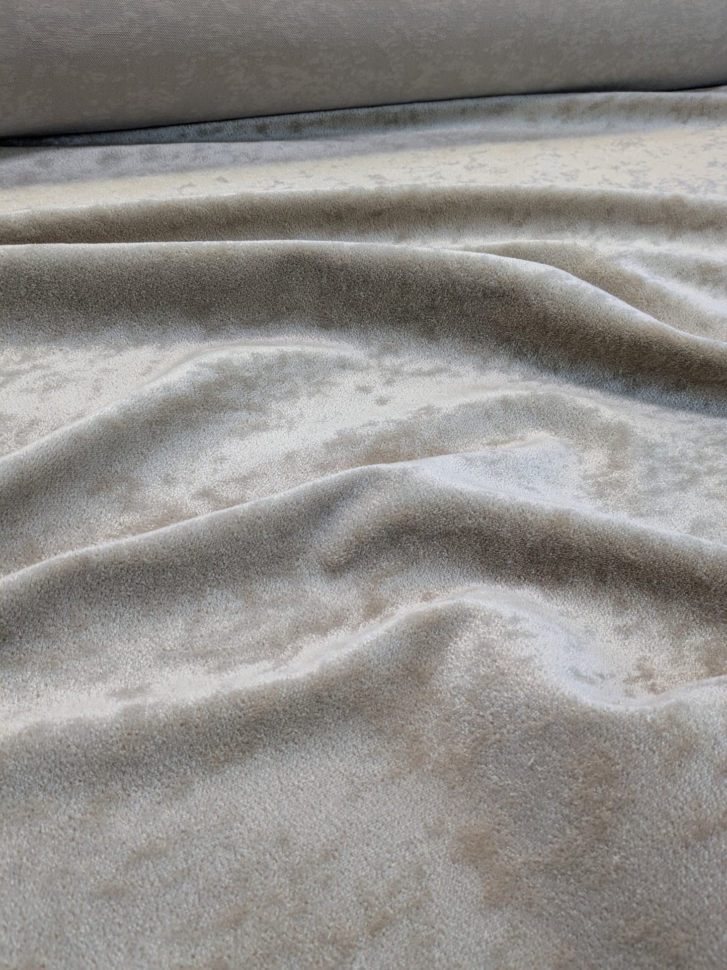 Mohair & Silk Velvet Seaweed Texture In Sandstone Heavy Duty