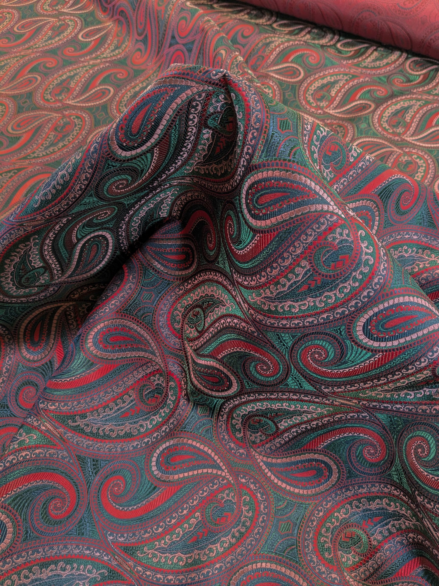 Scalamandre Proserpina Green Red Paisley Greek Goddess Persephone 100% Silk - By The Yard - MSRP USD 292/y