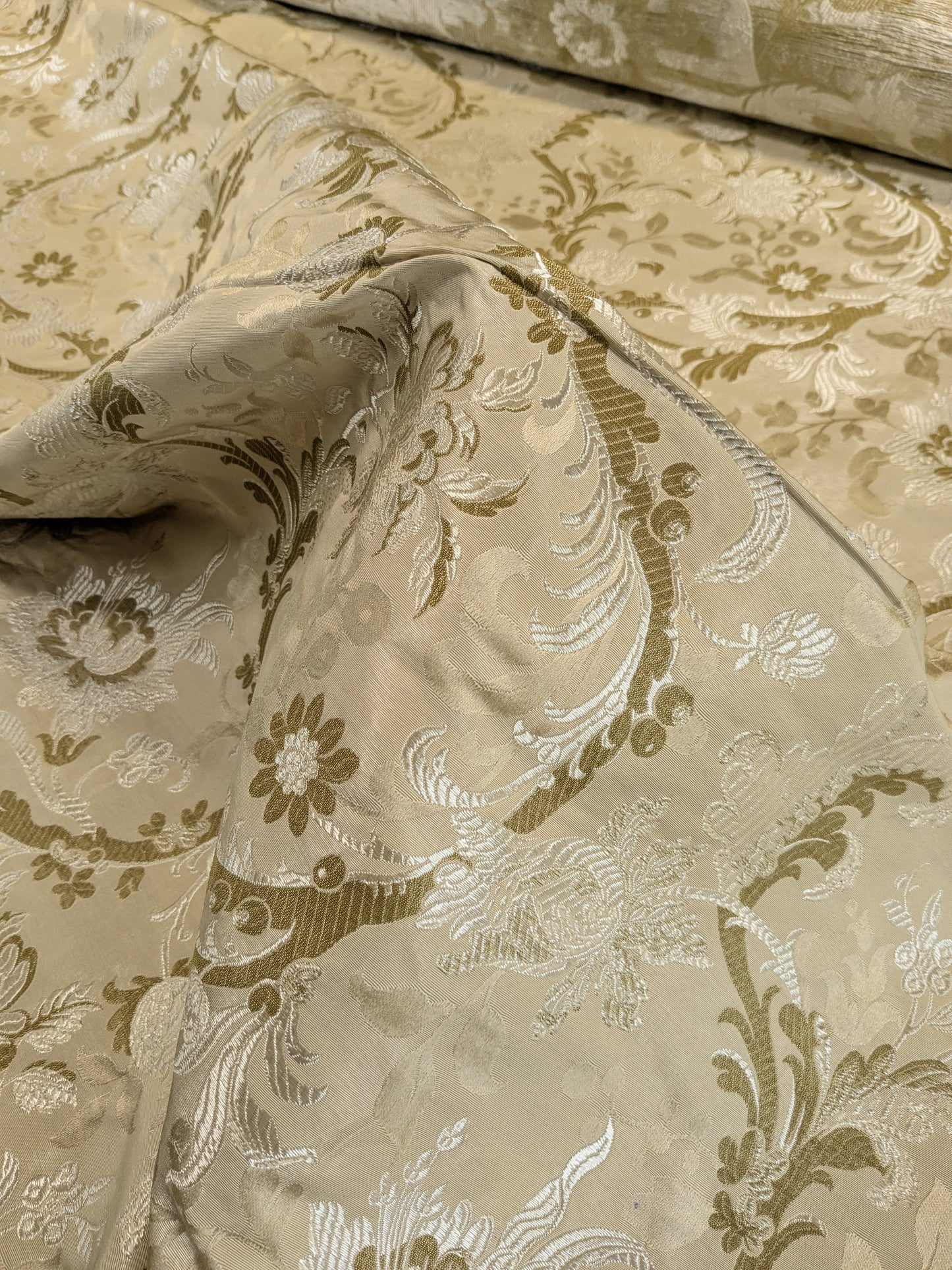 Scalamandre Old World Weavers Allegra Lampas III Ivory Brown Silk Heavy - By The Yard - MSRP USD 796/Y