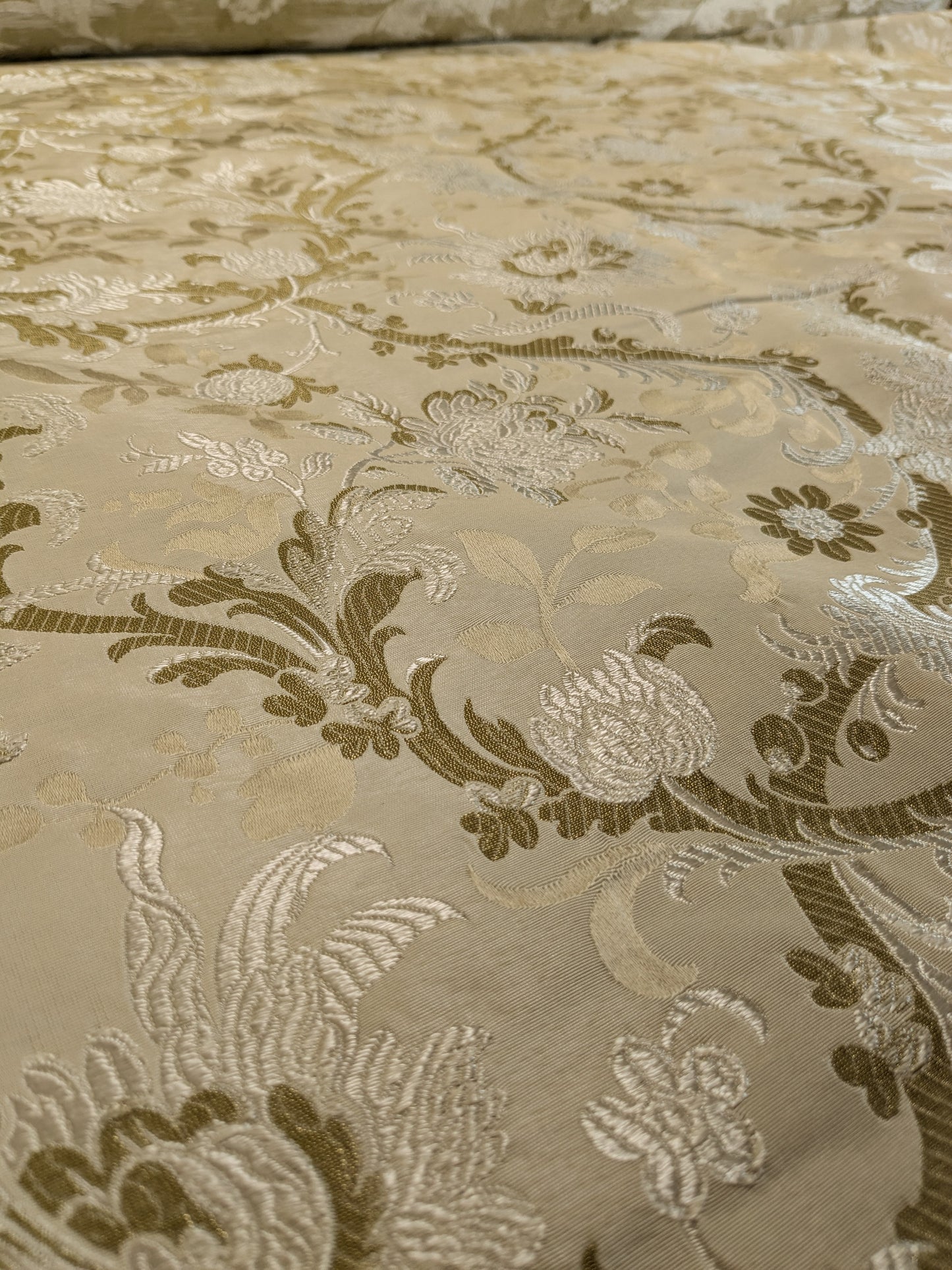 Scalamandre Old World Weavers Allegra Lampas III Ivory Brown Silk Heavy - By The Yard - MSRP USD 796/Y