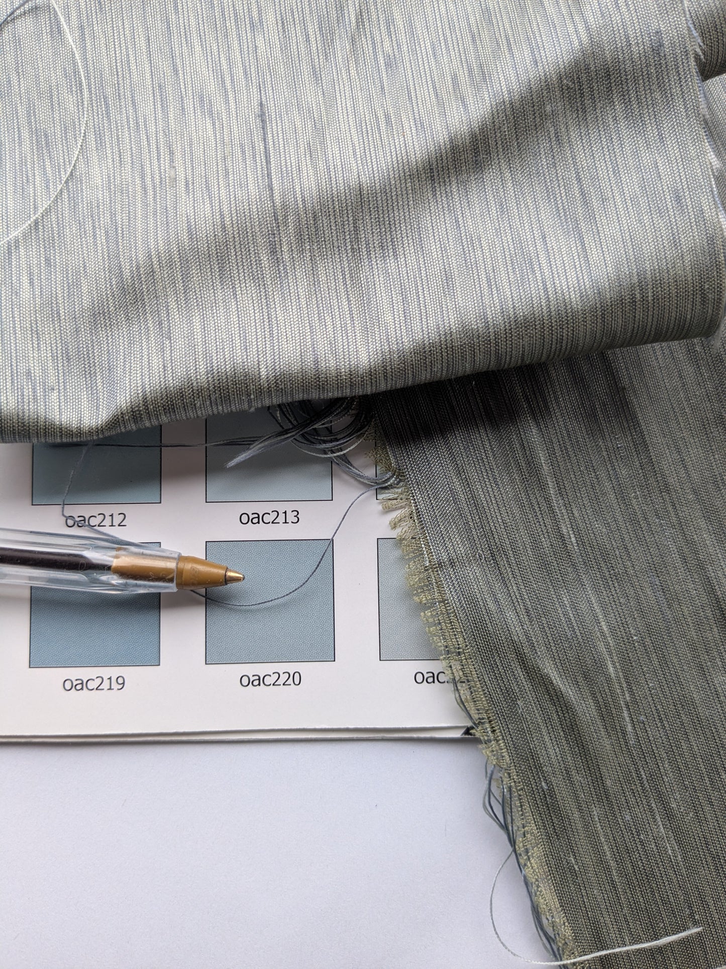 Scalamandre Hinson n Diffusion Taffeta Slate Grey Green Pale Blue Iridescent Silk Taffeta Texture MSRP USD294/y