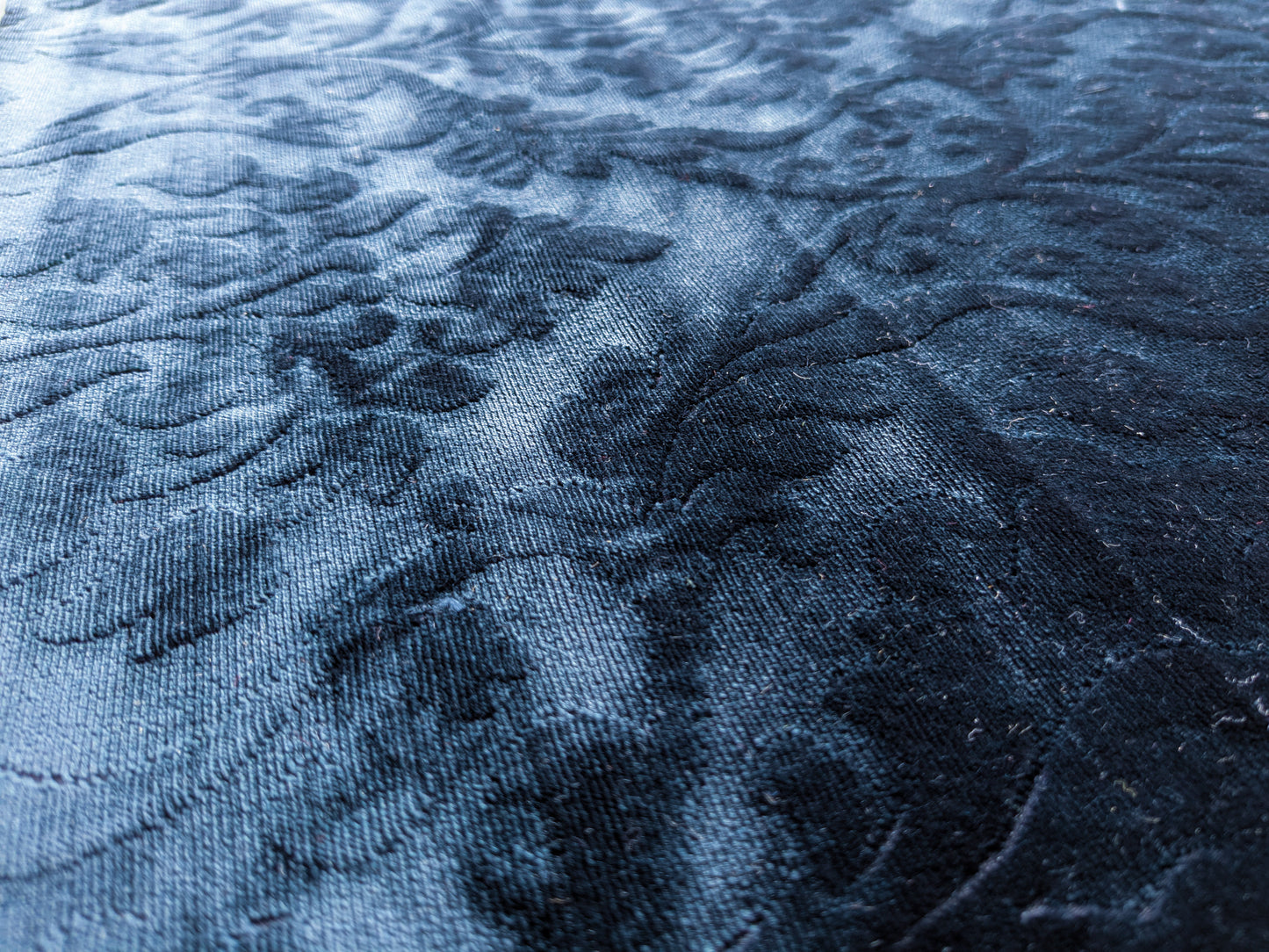 By yard Palazzo Grassi Gaufrage Silk Cut Velvet 100% Silk Pile Renaissance Damask Midnight Blue Pure Lux MSRP USD1000+/Y
