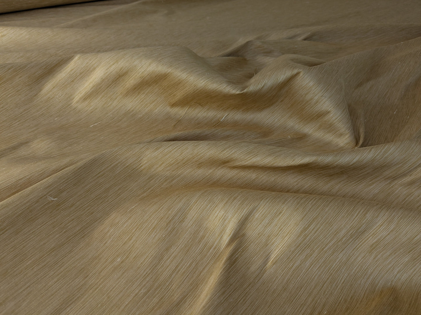 by yard Scalamandre  Hinson  Diffusion Taffeta Camel Brown Iridescent Silk Taffeta Texture MSRP USD294/y