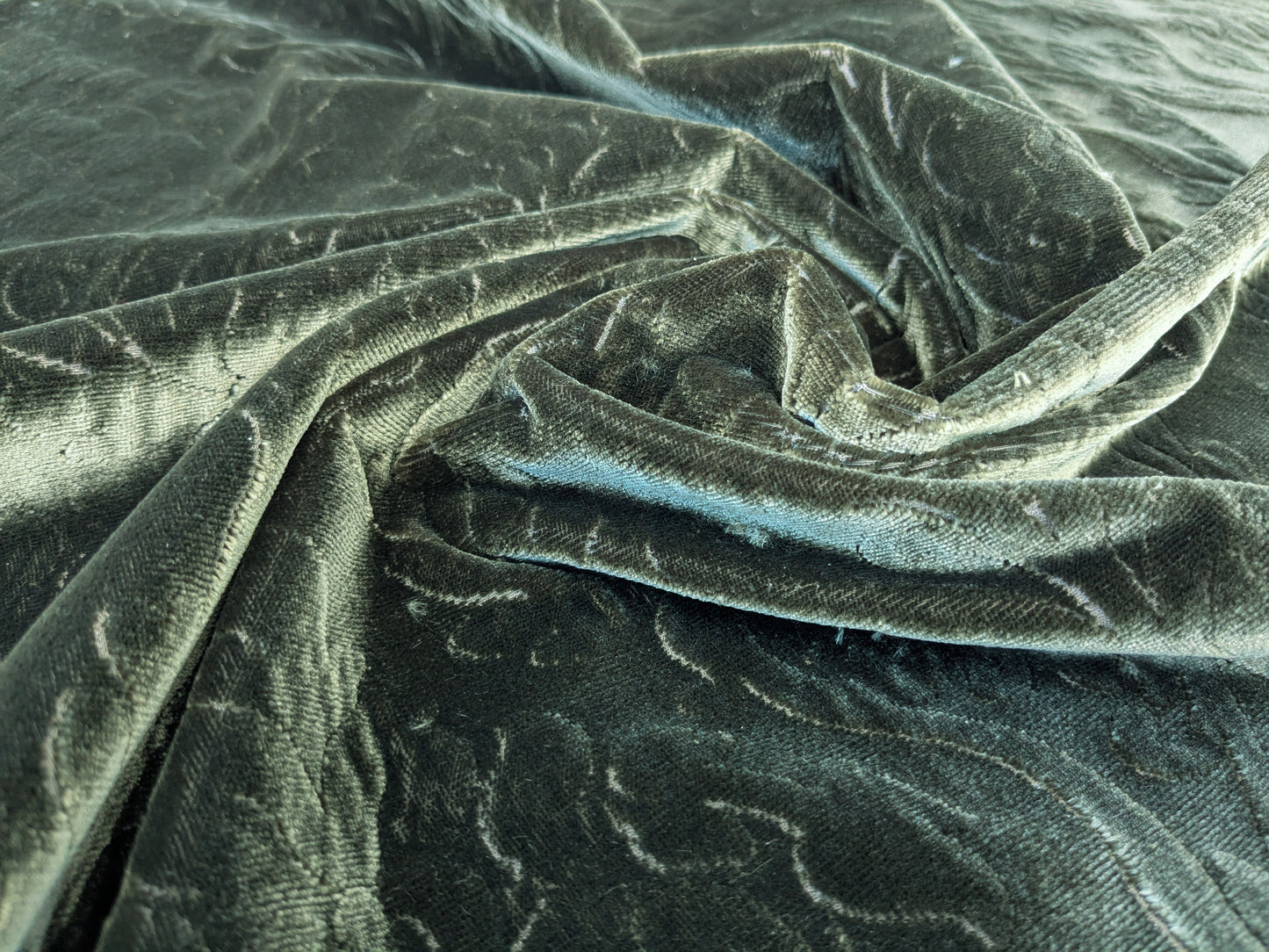 Palazzo Grassi Gaufrage Silk Velvet & Cut Velvet Olive Green Renaissance Damask MSRP $1000+/yard