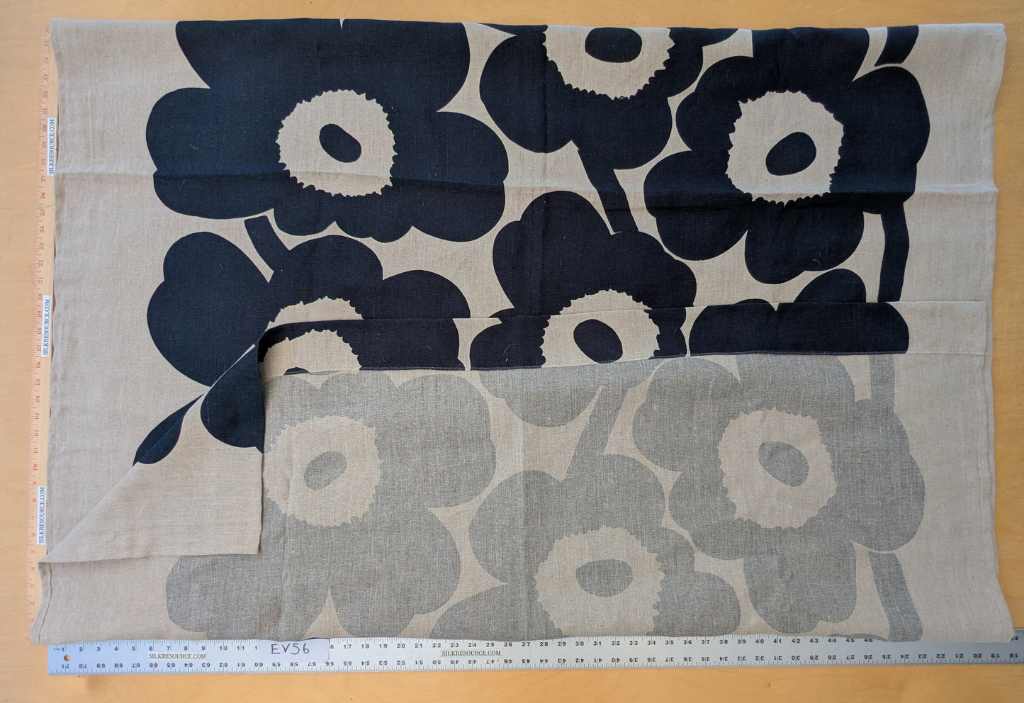 2.4 yards Scalamandre MARIMEKKO Unikko Linen Print Navy Linen Floral Botanical Print Navy Blue - 68 EV56