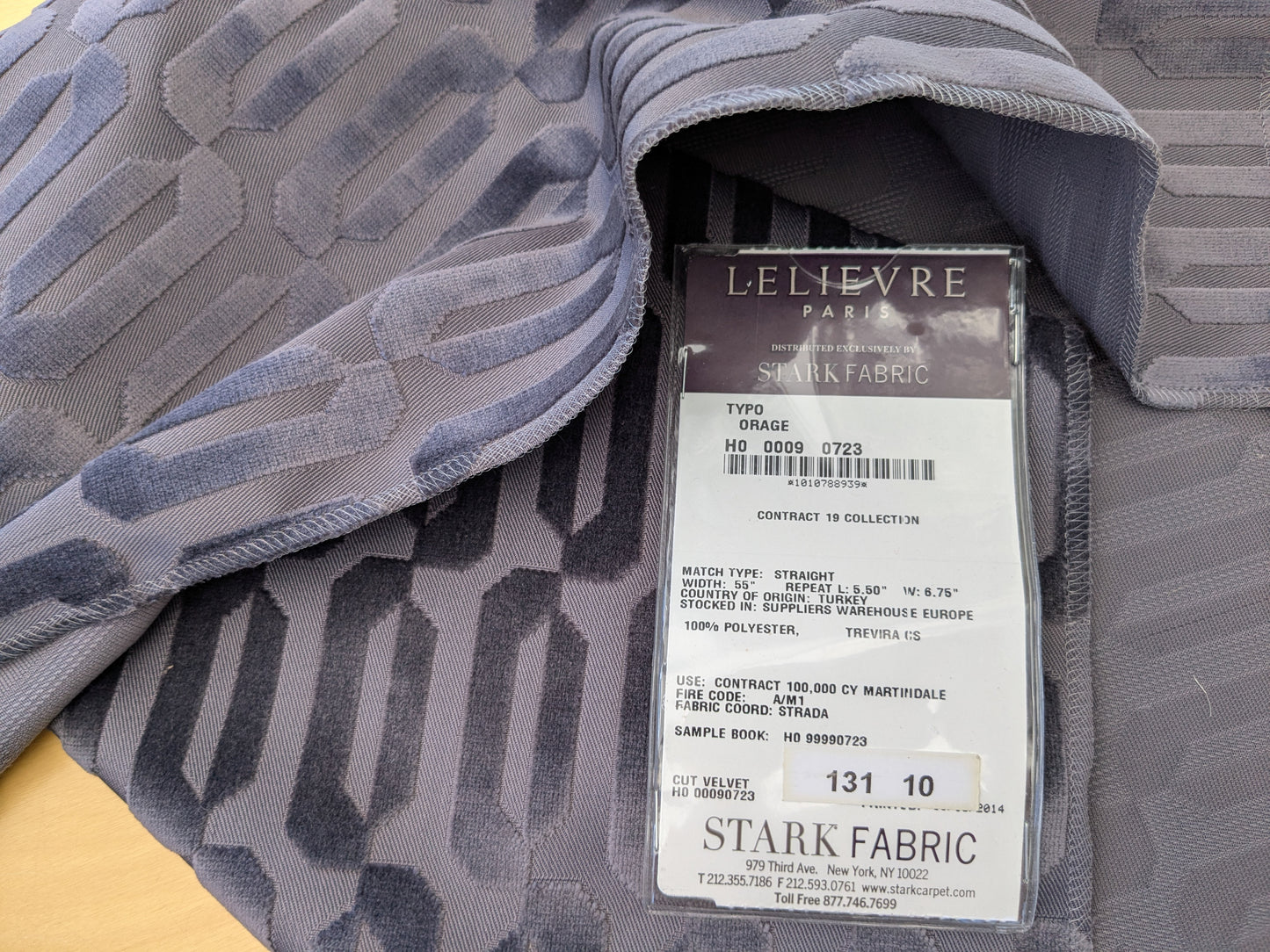 25"x 25" Lelievre Typo Orage Purple Cut Velvet Geometric Graphic Polyester MSRP USD 474/y - 87 EV56