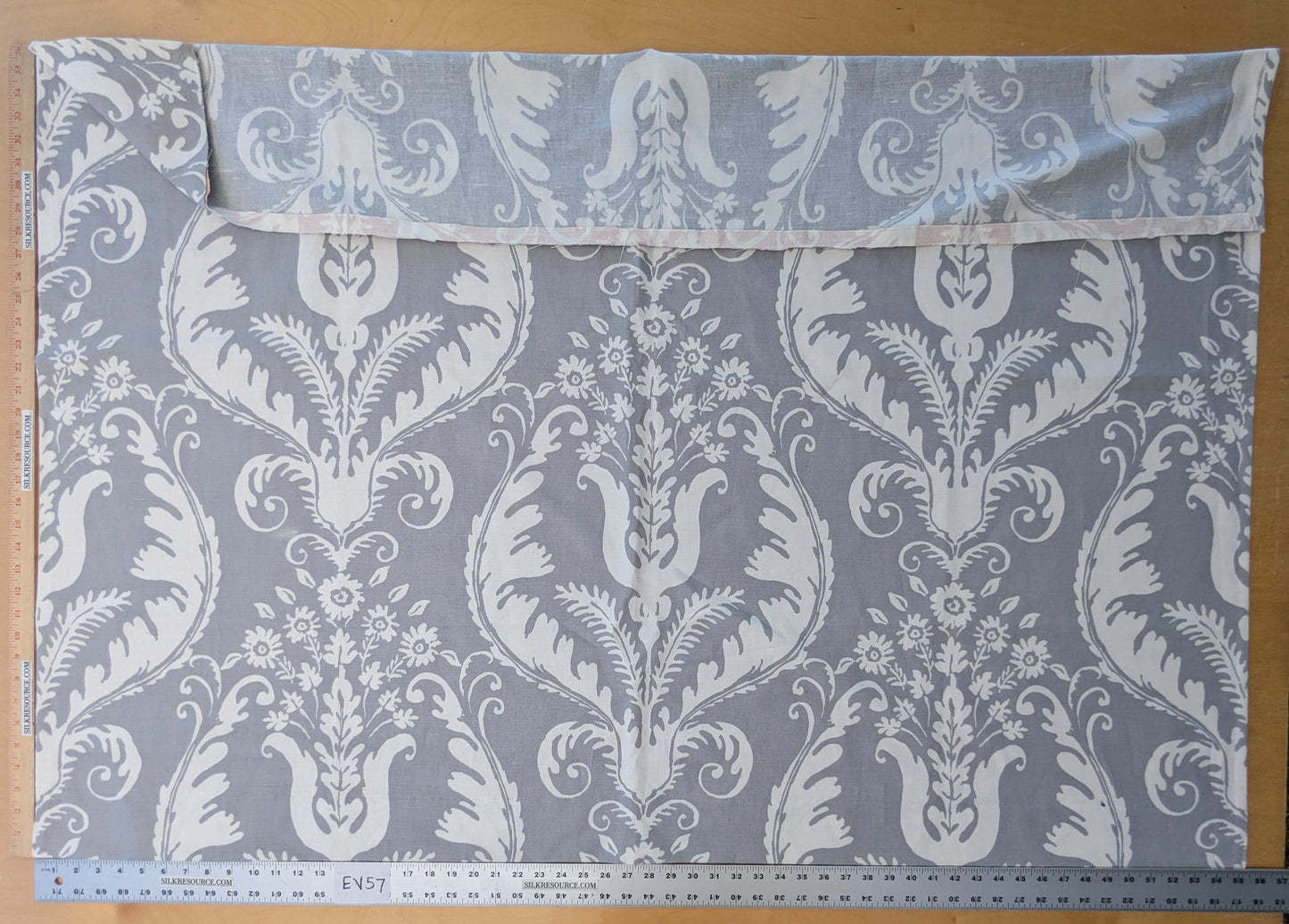 1.2 yards Scalamandre Primavera French Grey White Linen Cotton Damask Floral -  MSRP USD 602/y