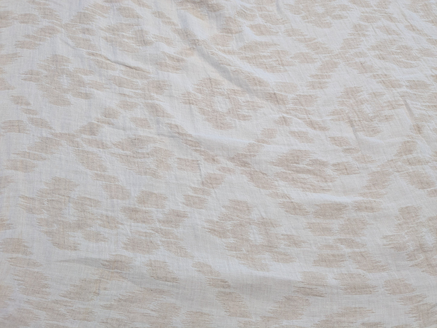 Scalamandre Malay Cream White Ikat Linen Reversible Diamond MSRP USD 332/y