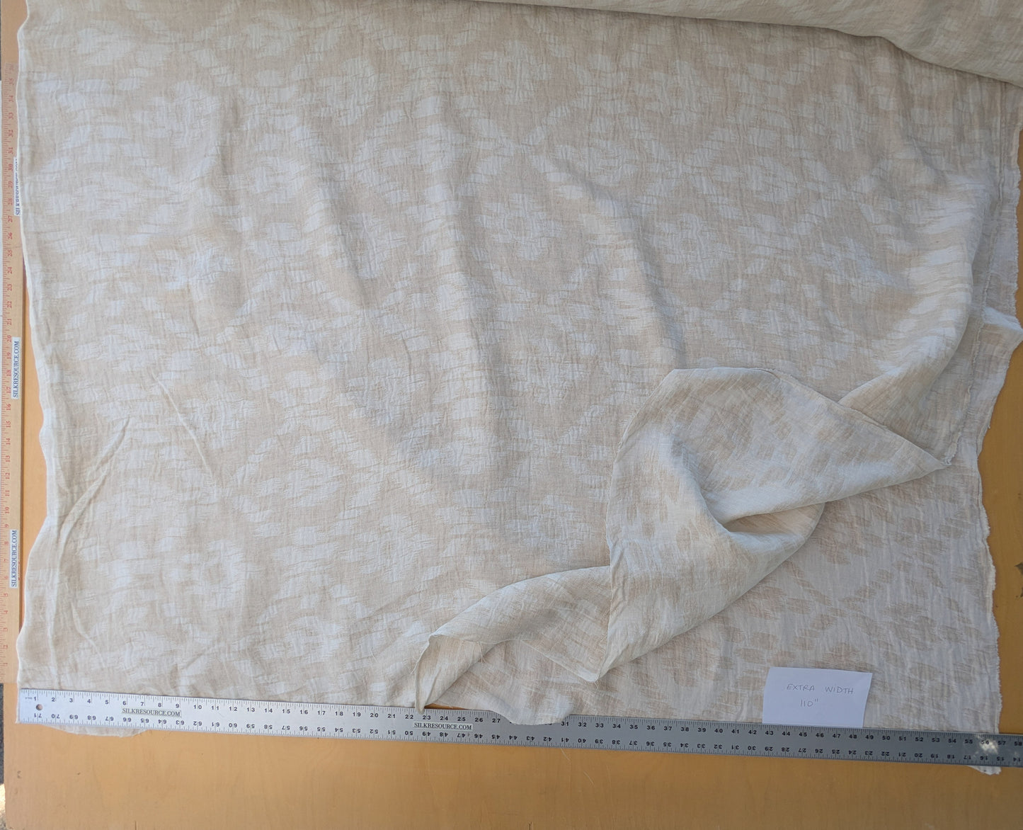 Scalamandre Malay Cream White Ikat Linen Reversible Diamond MSRP USD 332/y